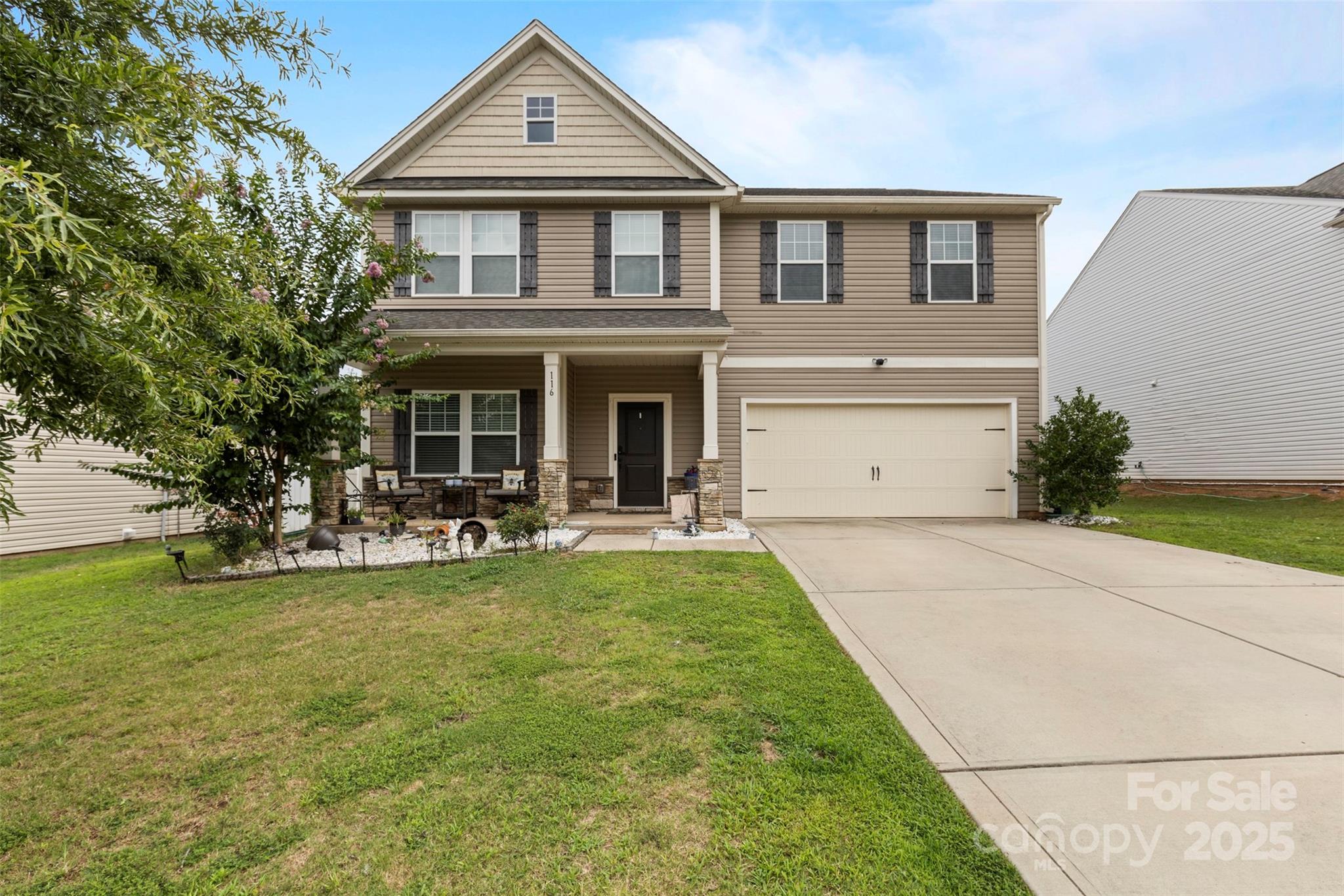 116 Maggie Drive Property Photo 1