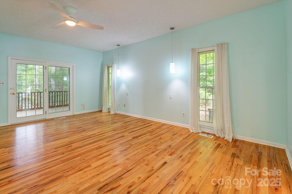 111 Sunny Ridge Drive Property Photo 13