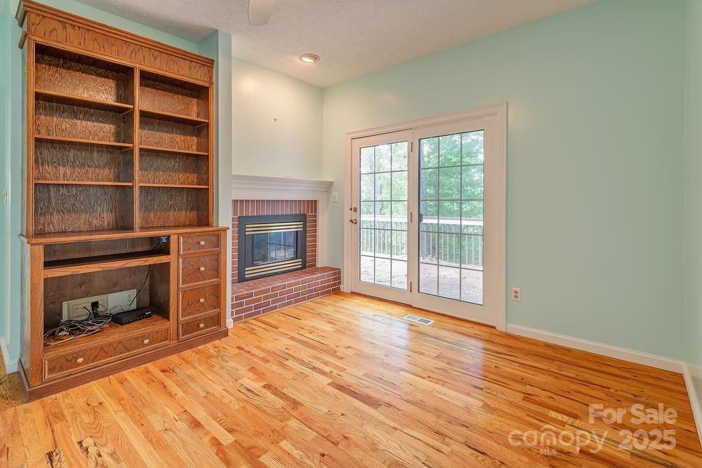 111 Sunny Ridge Drive Property Photo 18