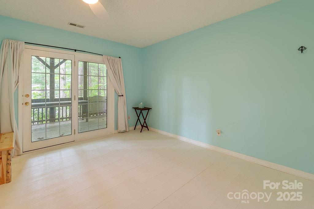 111 Sunny Ridge Drive Property Photo 24