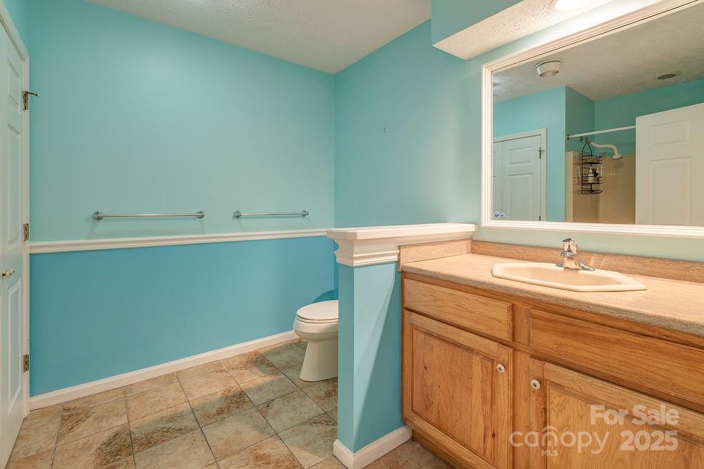 111 Sunny Ridge Drive Property Photo 25