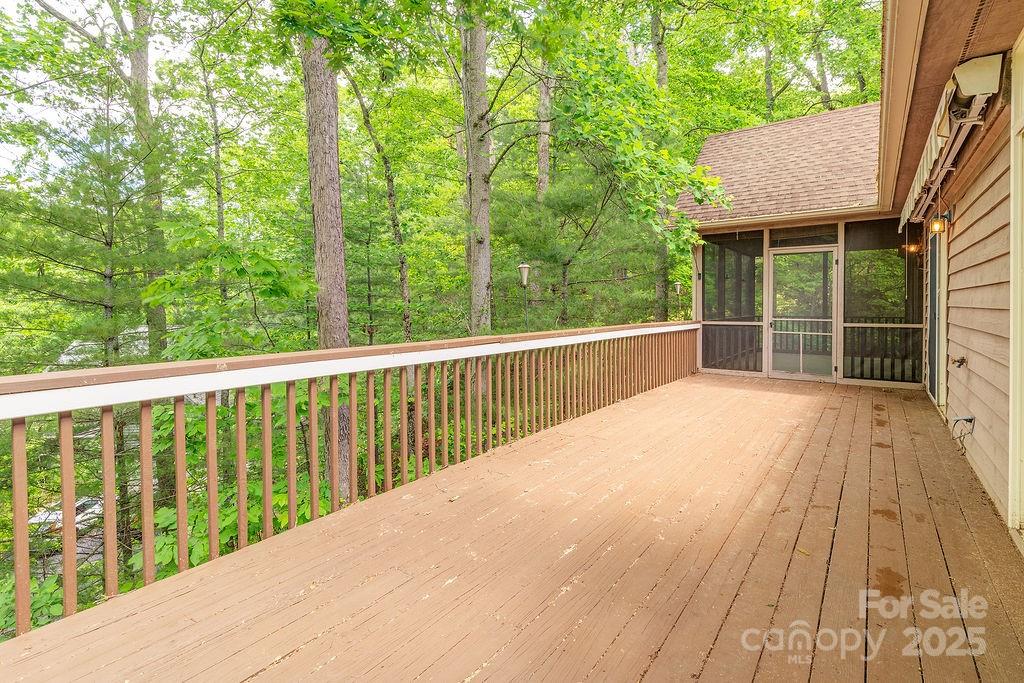 111 Sunny Ridge Drive Property Photo 28