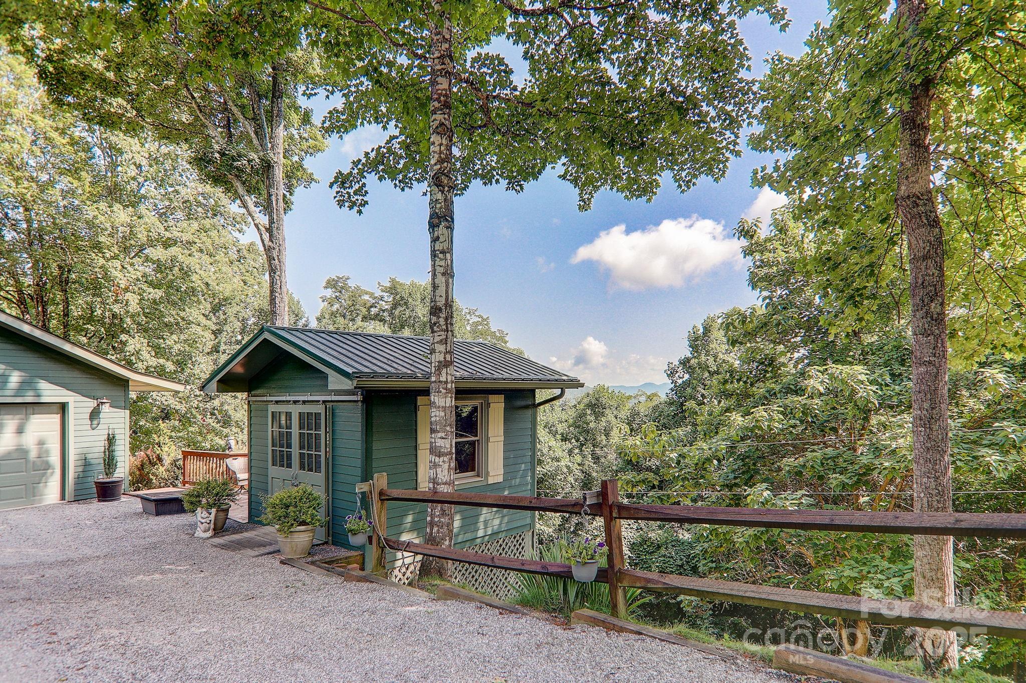 274 Slippery Rock Road Property Photo 9