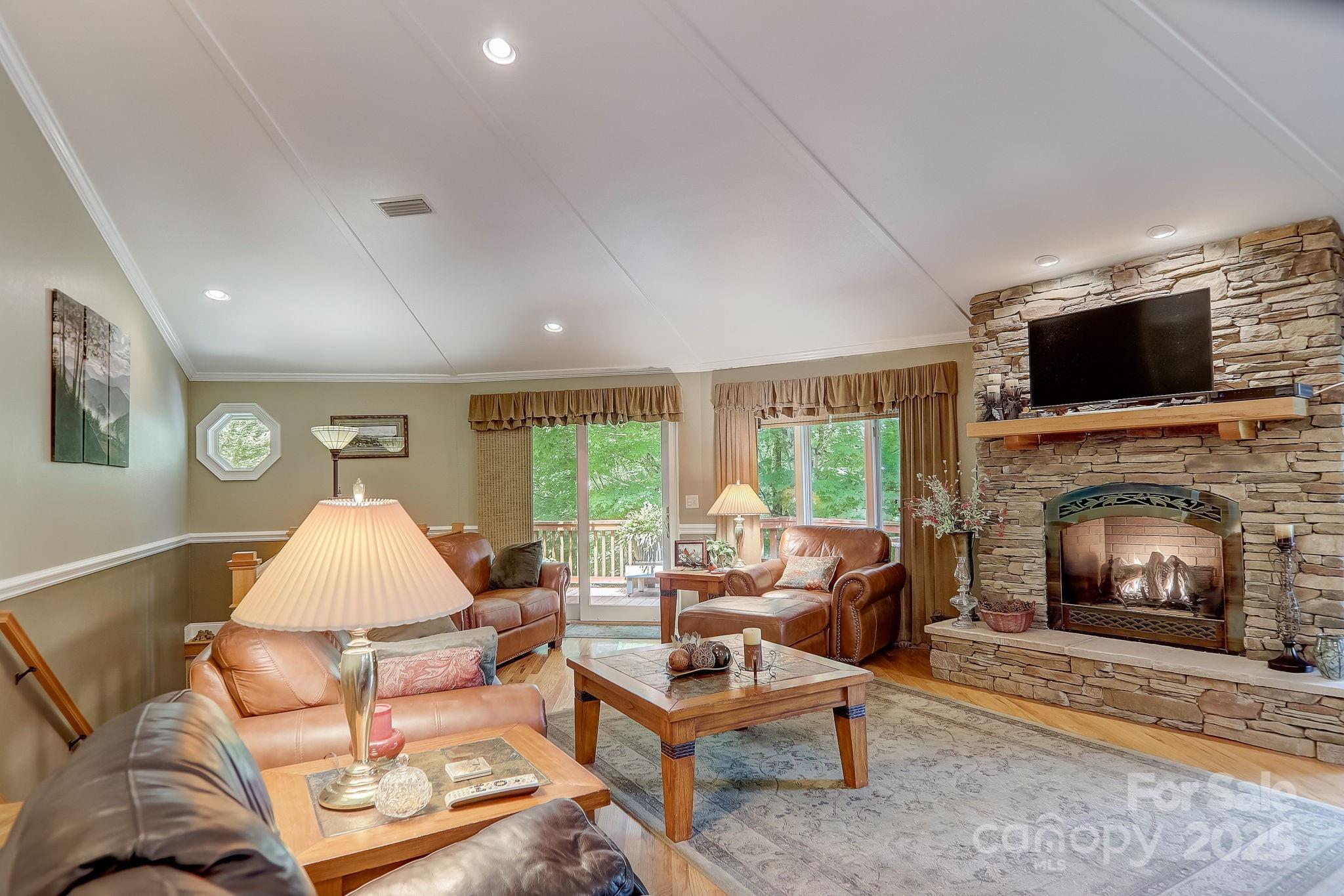 274 Slippery Rock Road Property Photo 13