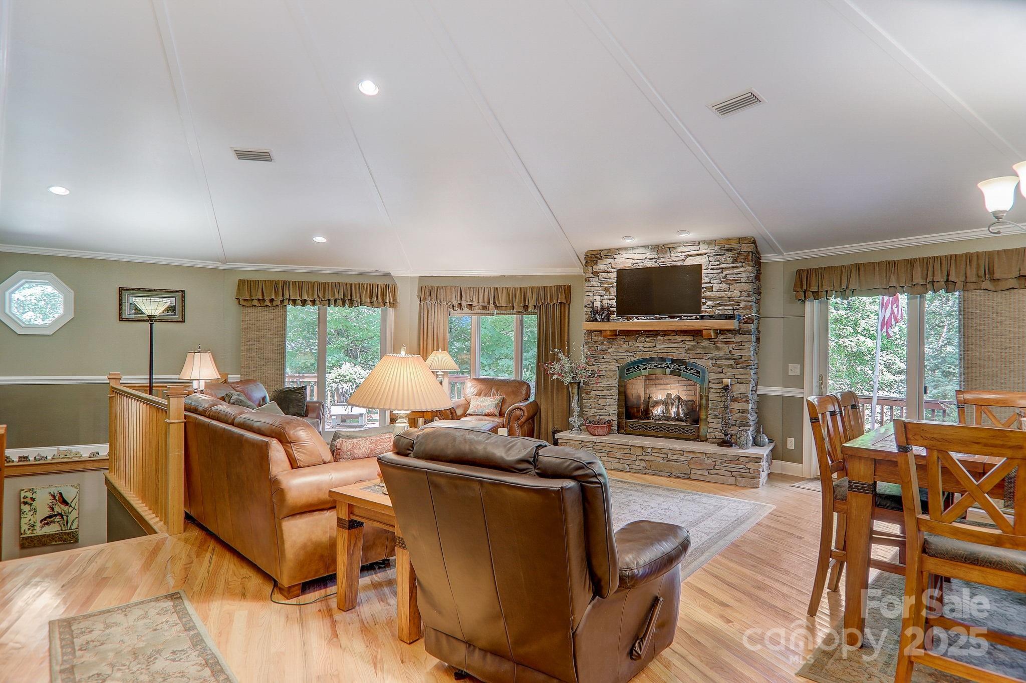 274 Slippery Rock Road Property Photo 16