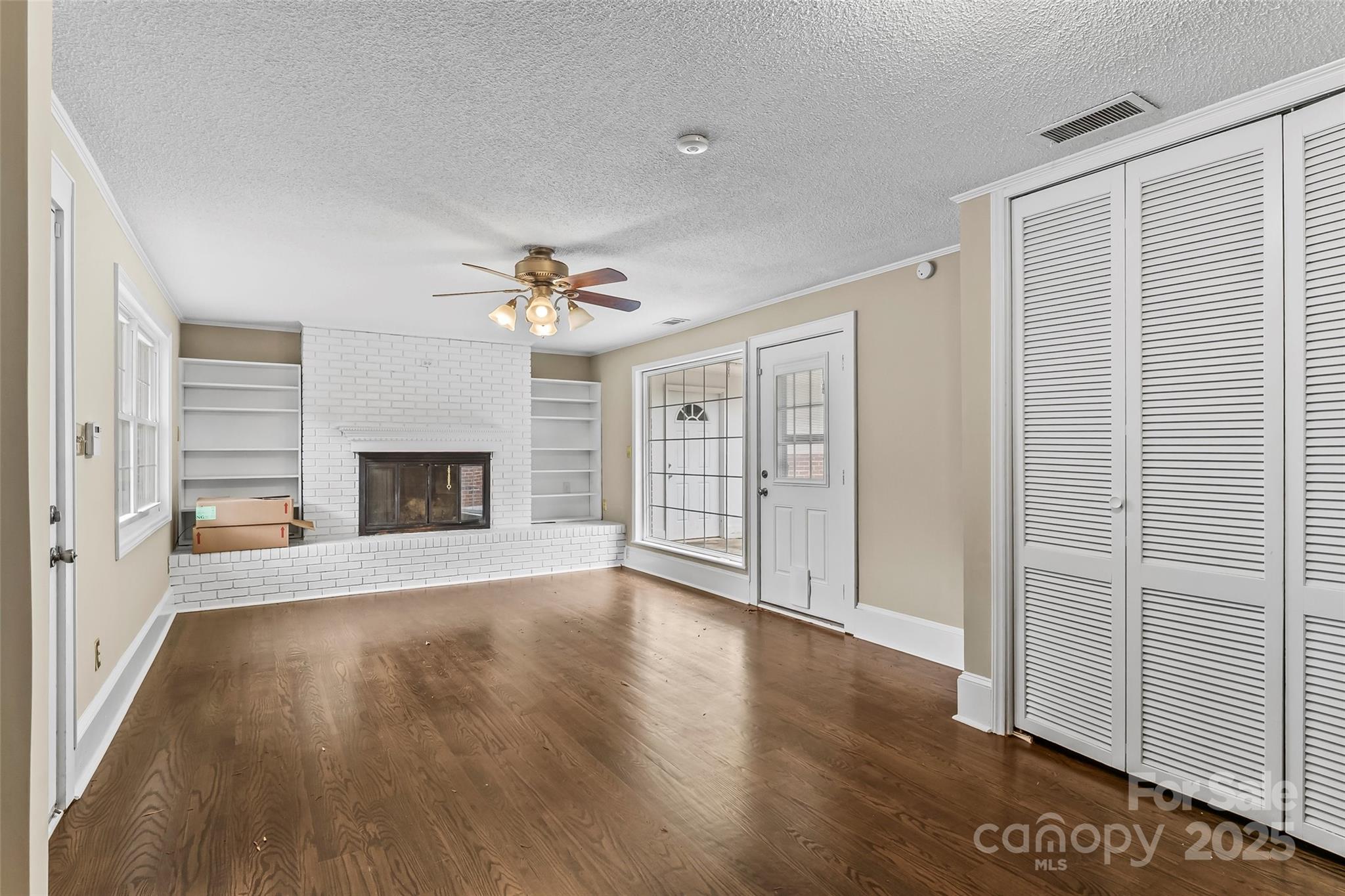 121 33rd Avenue Property Photo 13