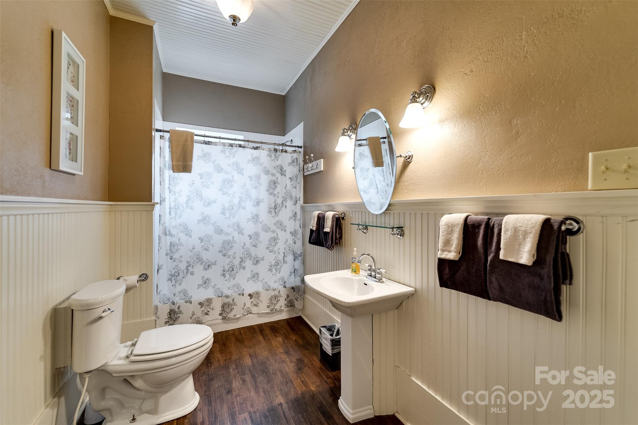60 Everett Street Property Photo 20