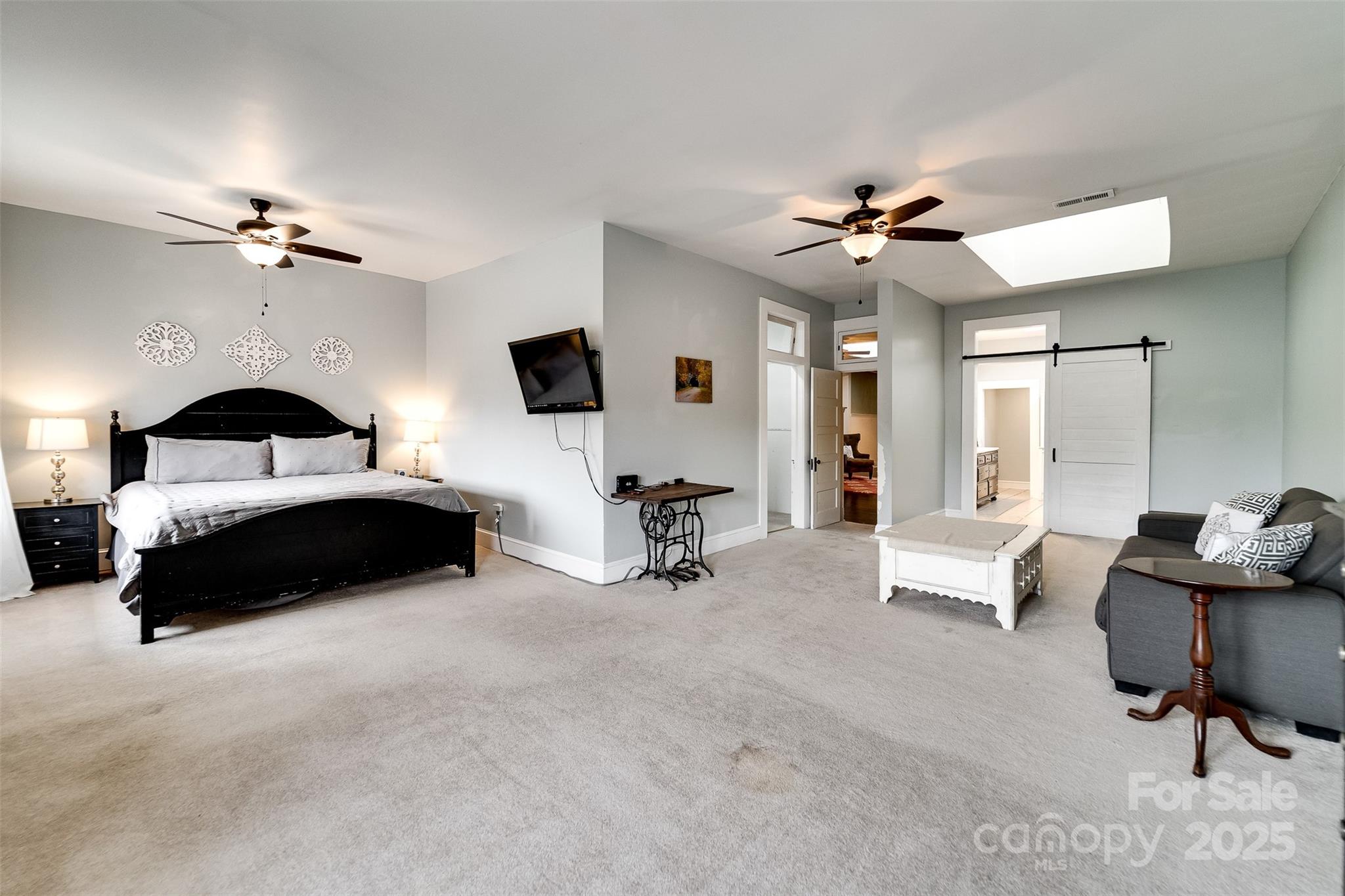 60 Everett Street Property Photo 36