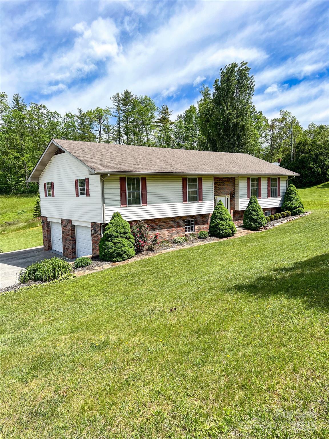 660 Halltown Road Property Photo 1