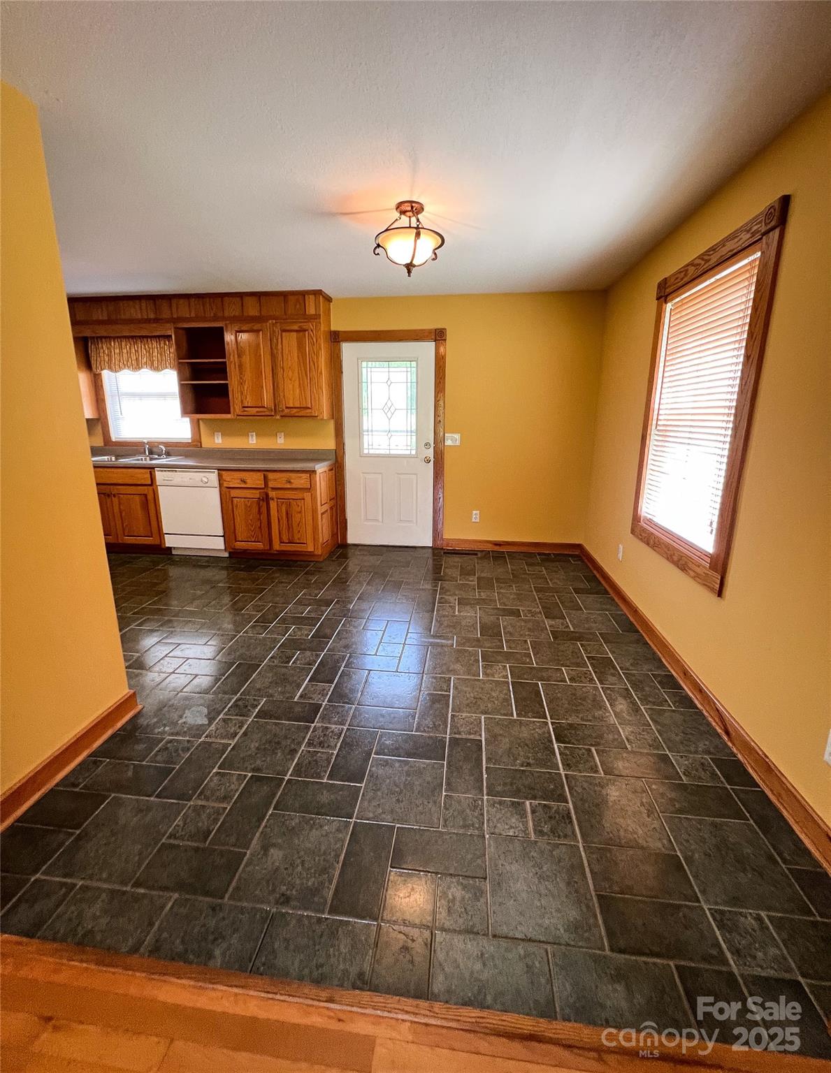 660 Halltown Road Property Photo 10