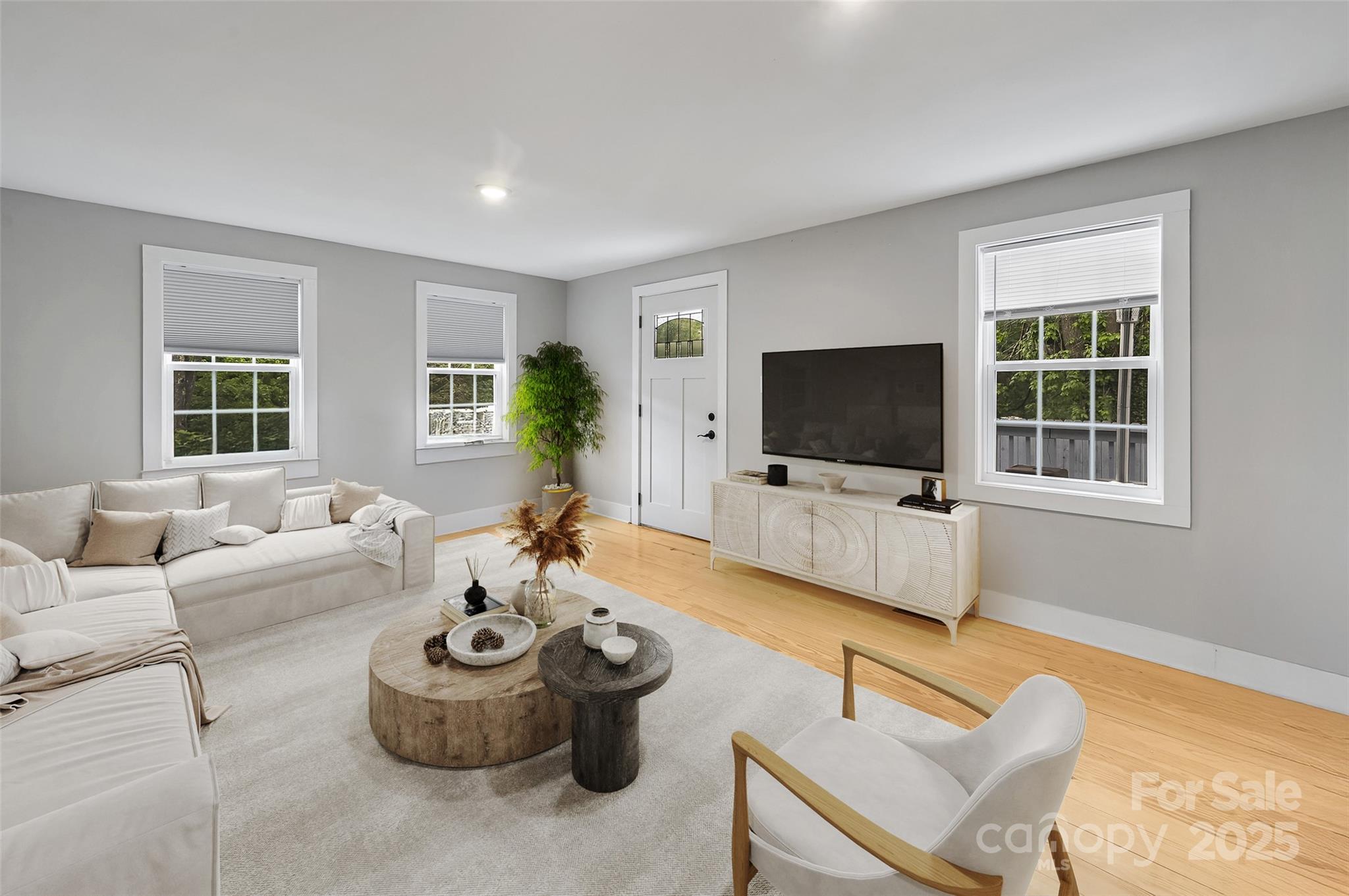 36 Eastover Drive Property Photo 7