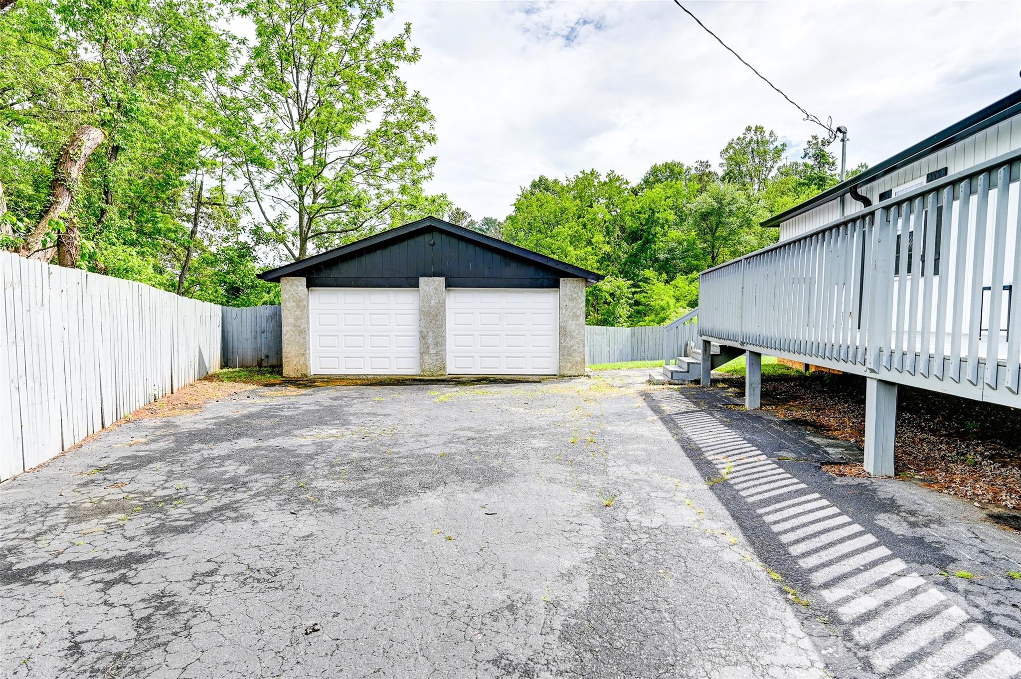 36 Eastover Drive Property Photo 17