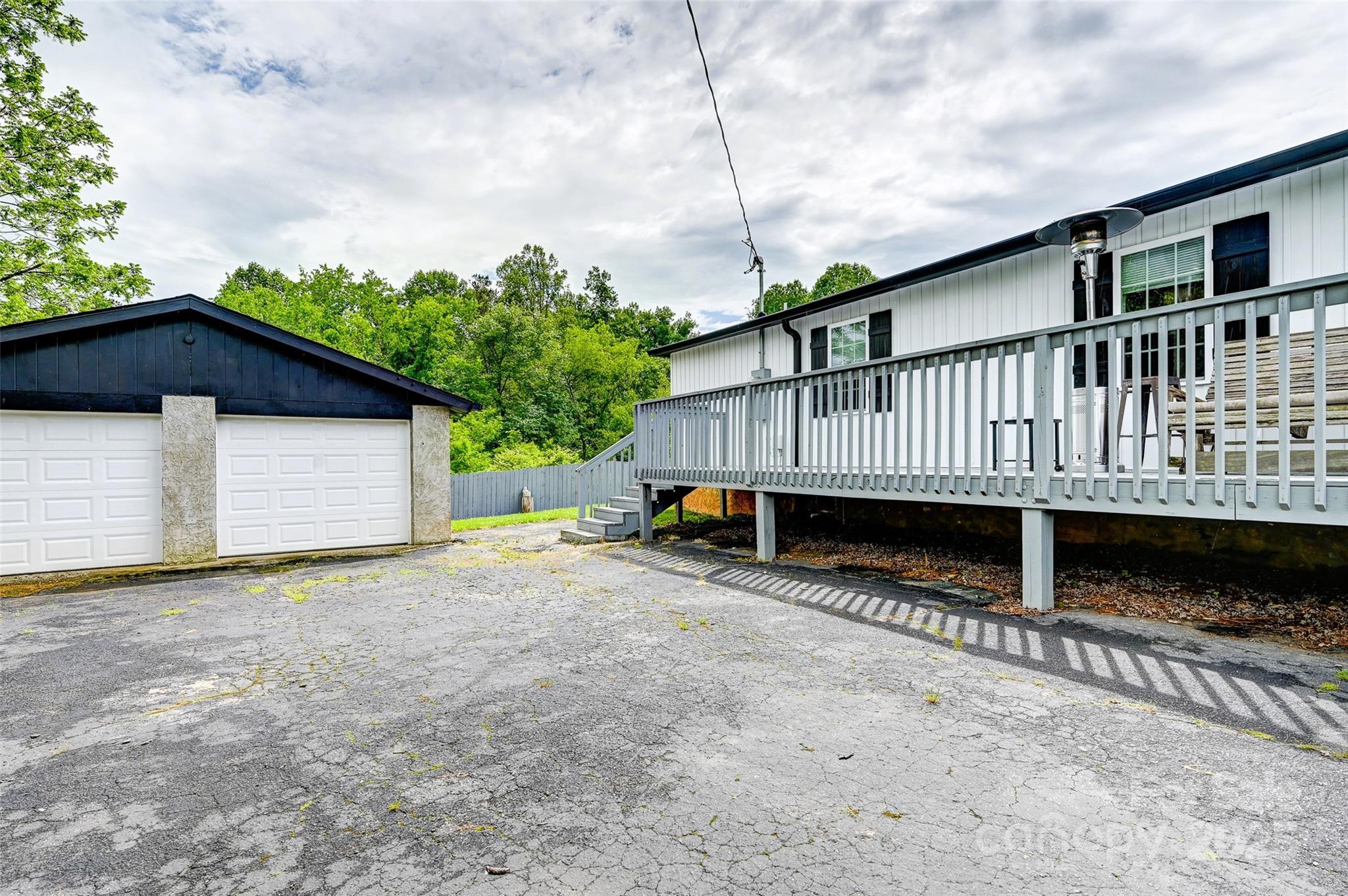 36 Eastover Drive Property Photo 18