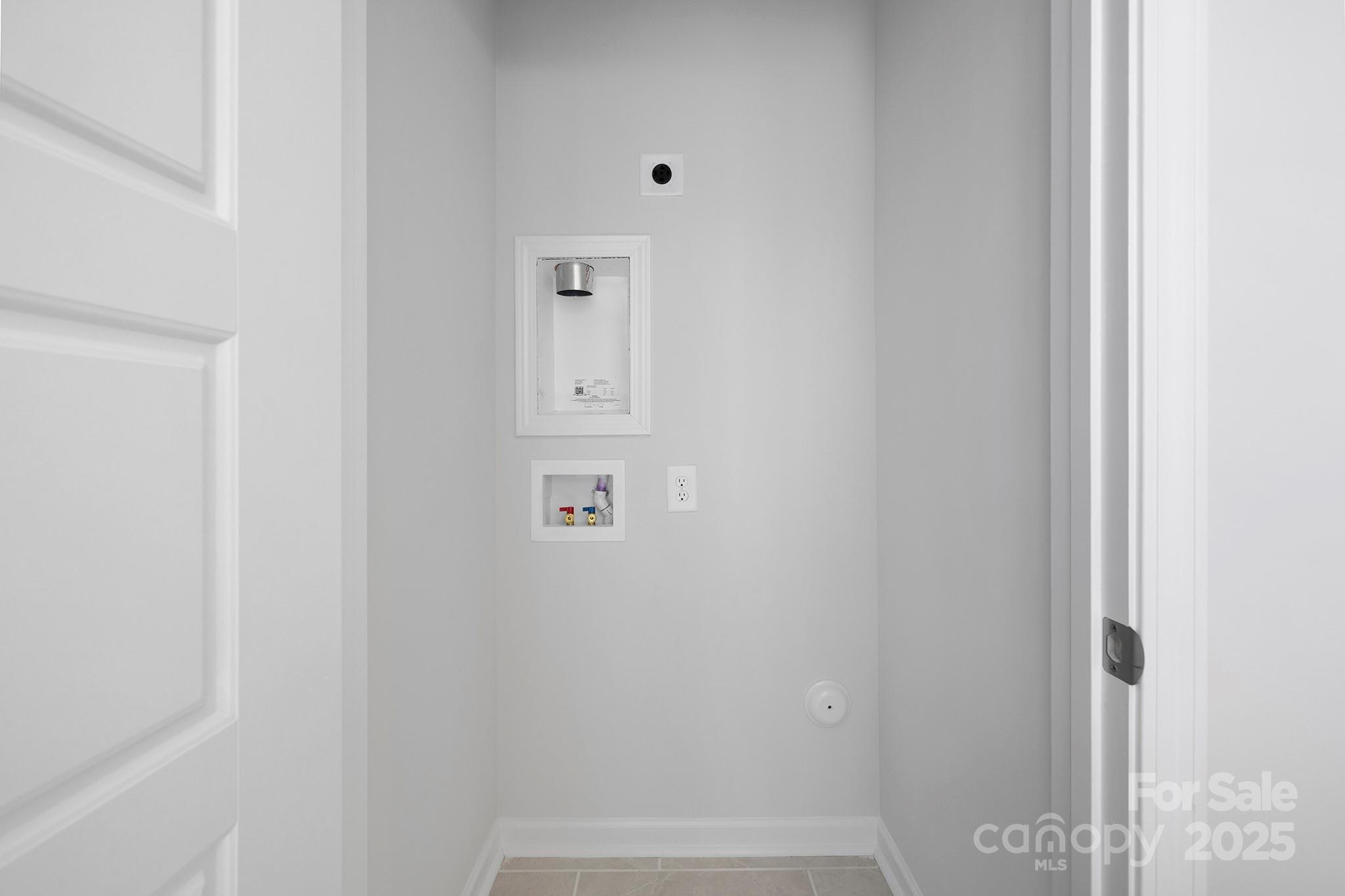 8102 Jacey Lane 24 Property Photo 22