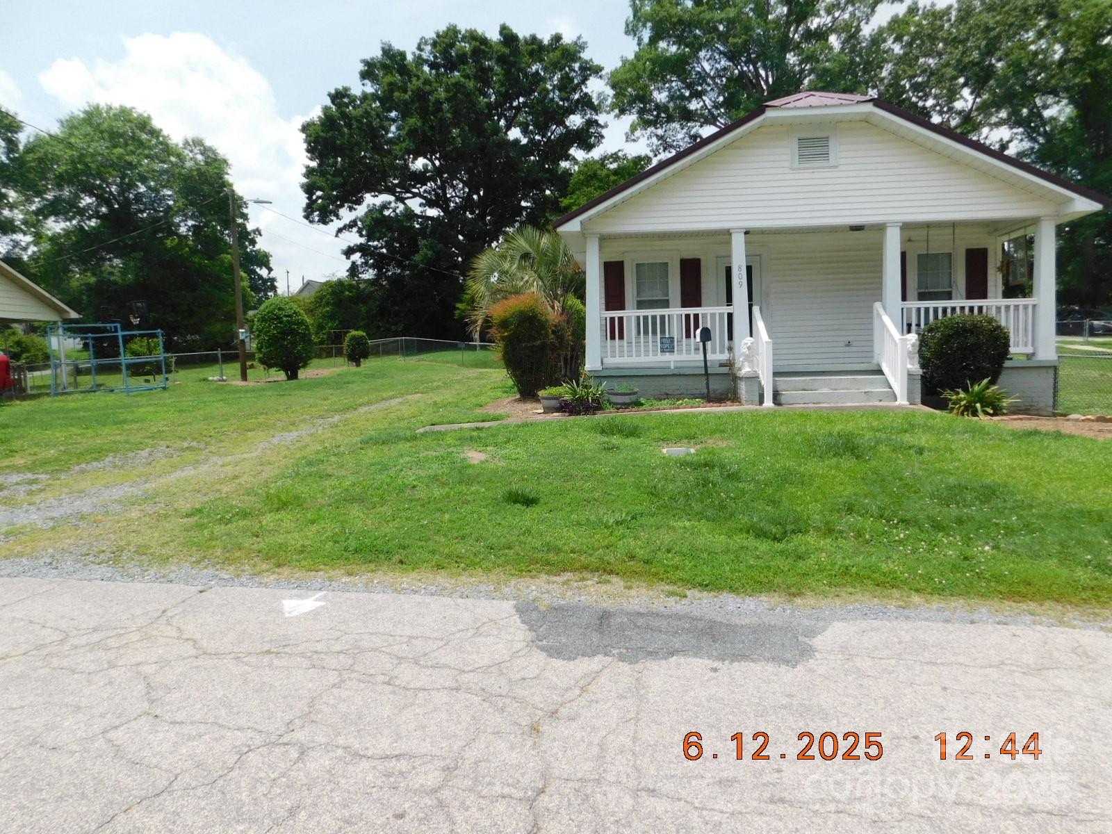 809 Ruth Avenue Property Photo 1