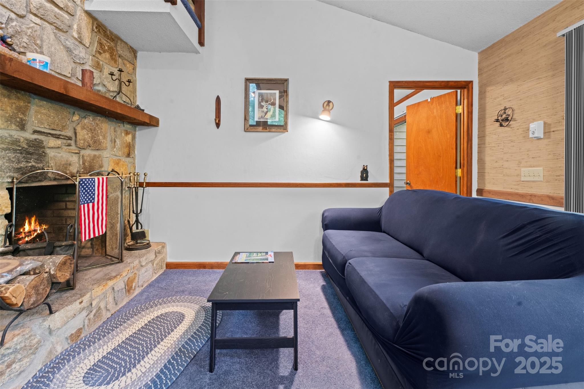 212 Saddle Lane 29 Property Photo 5