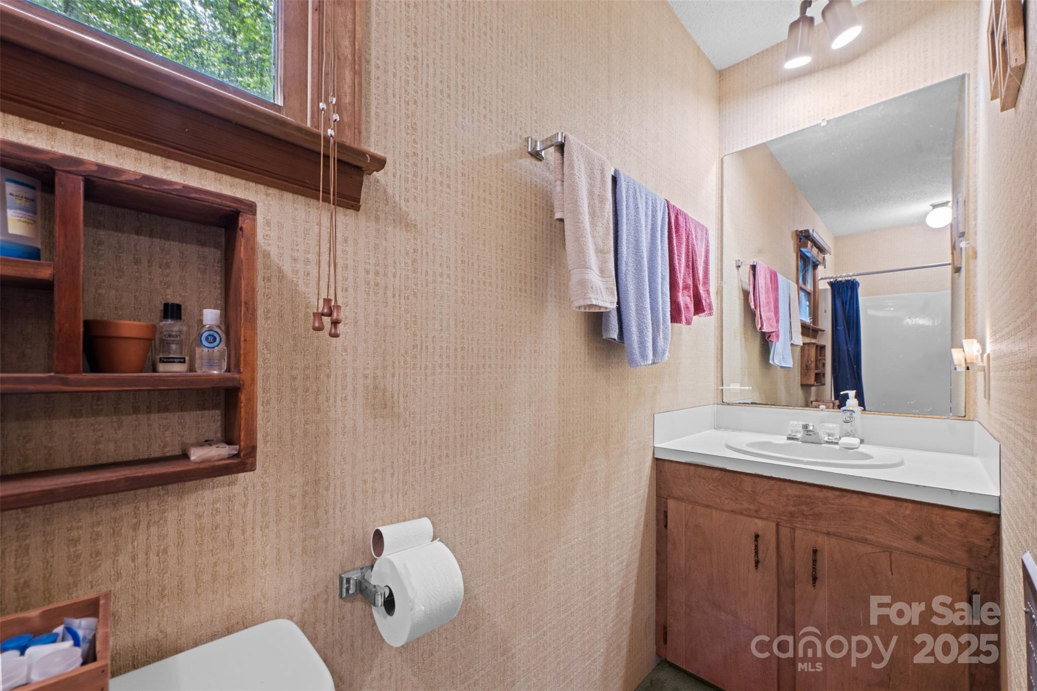 212 Saddle Lane 29 Property Photo 17