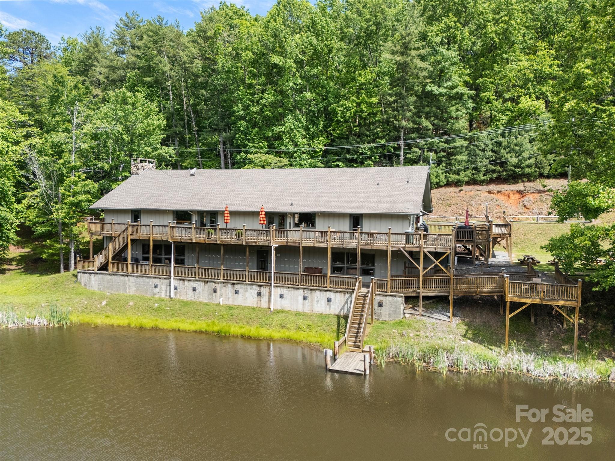 212 Saddle Lane 29 Property Photo 23