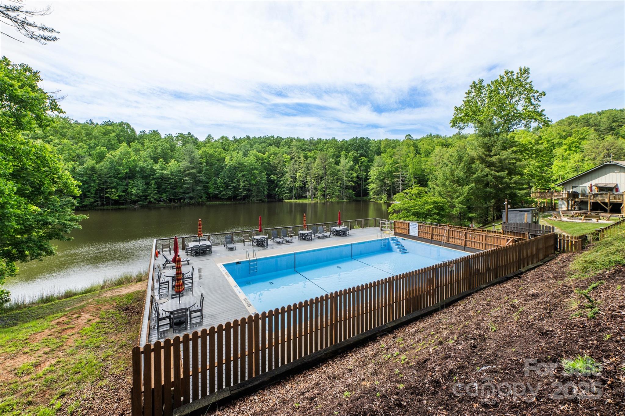 212 Saddle Lane 29 Property Photo 31