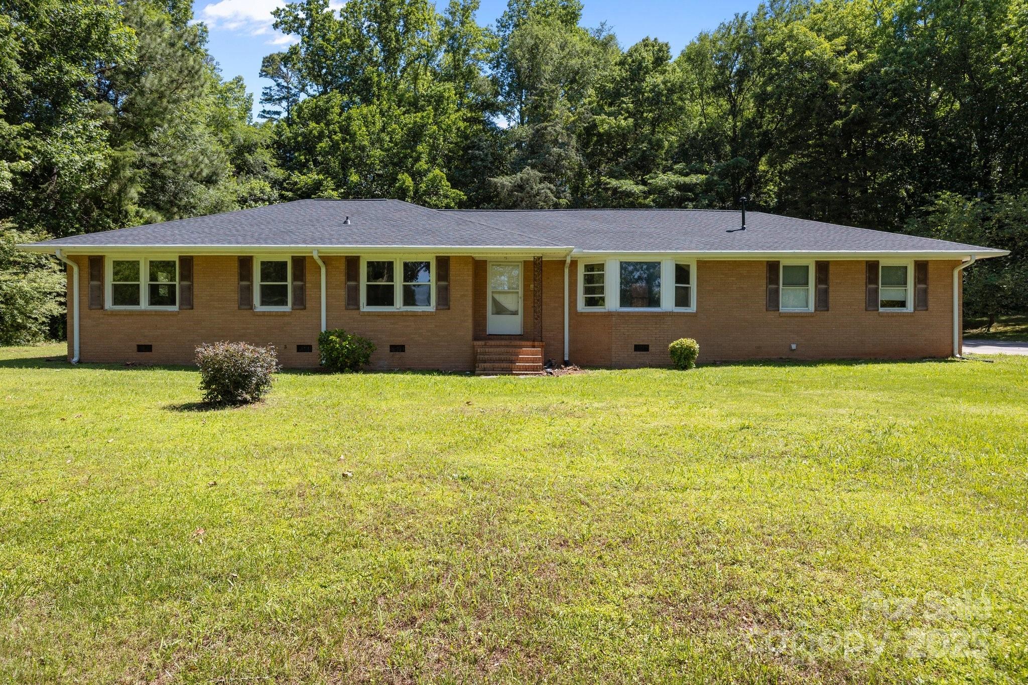 1810 Country Manor Lane 34 Property Photo 1