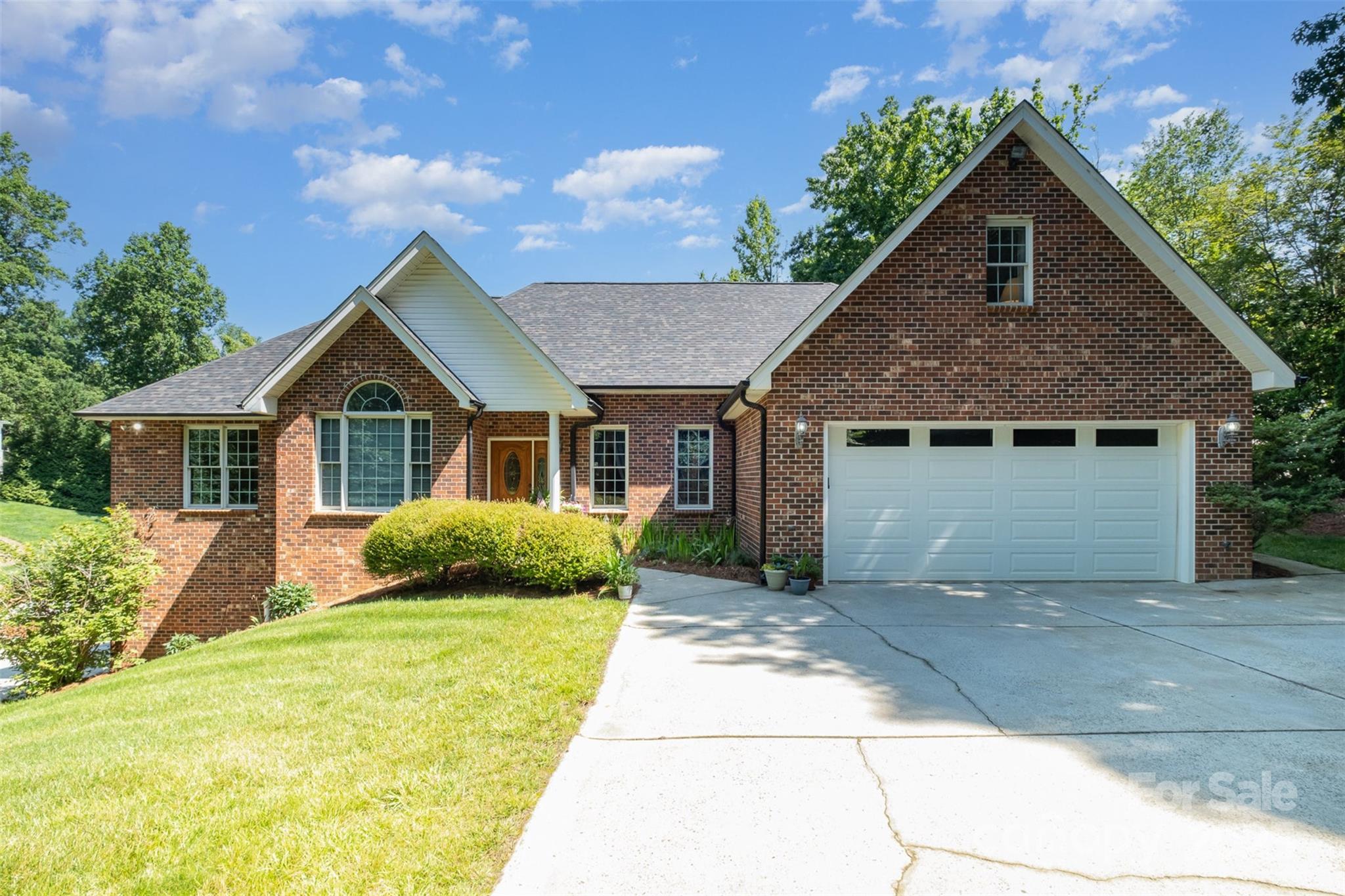 7545 Rabbit Circle Property Photo 1
