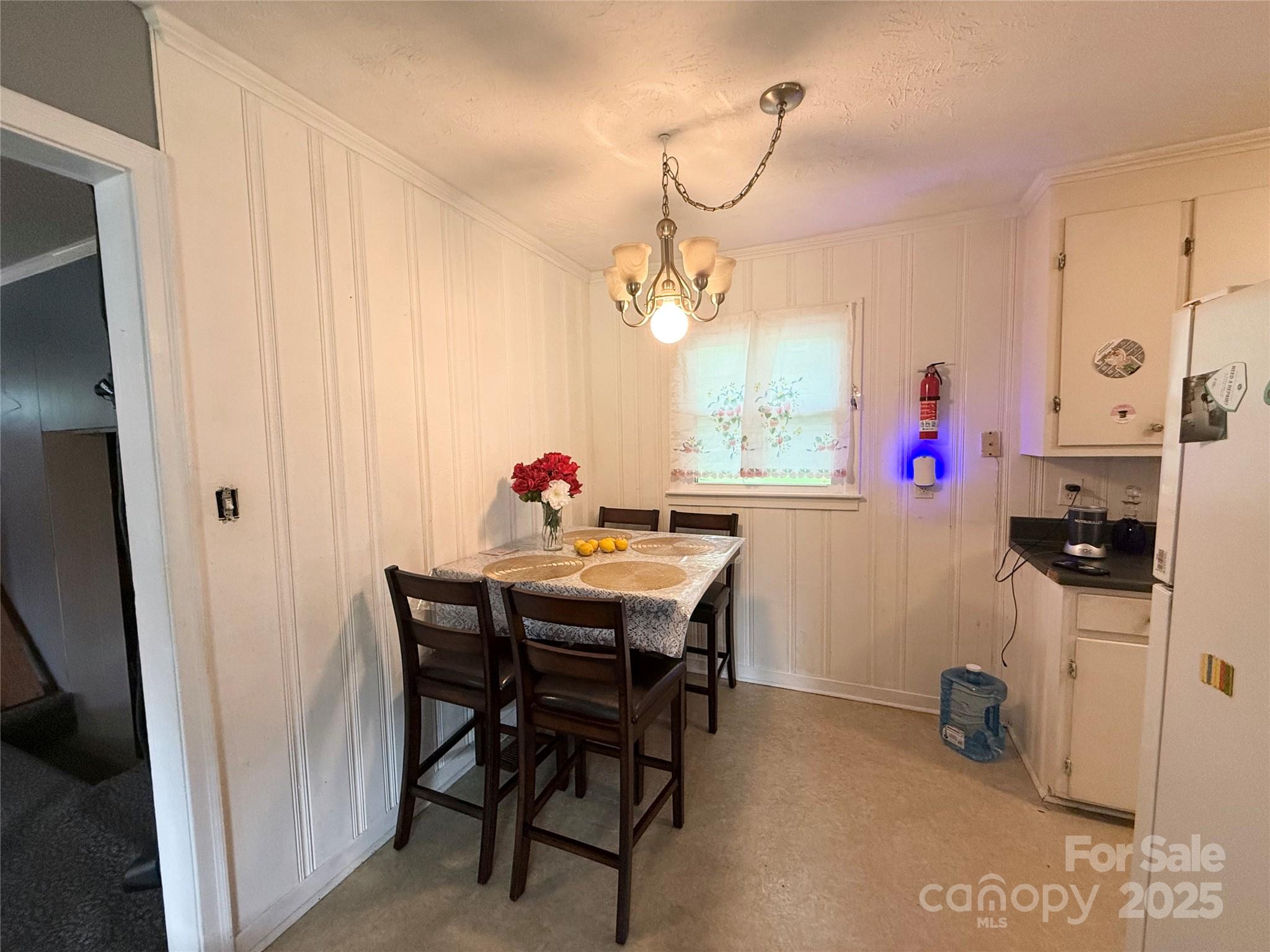 101 Windsor Drive Property Photo 10