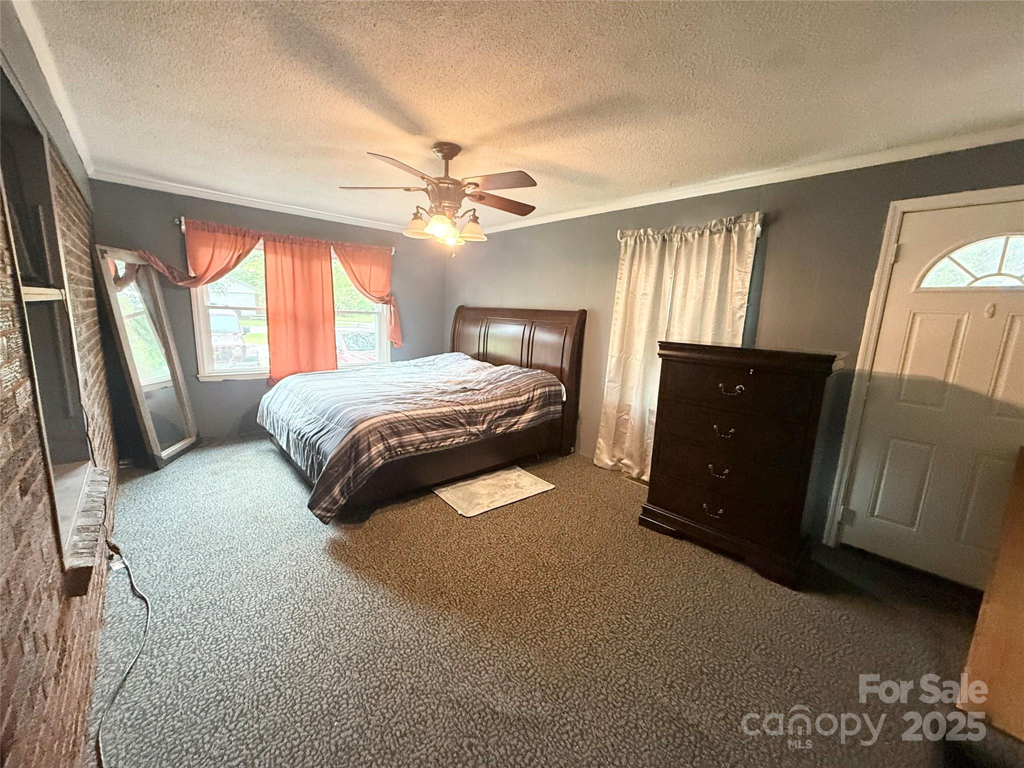 101 Windsor Drive Property Photo 11