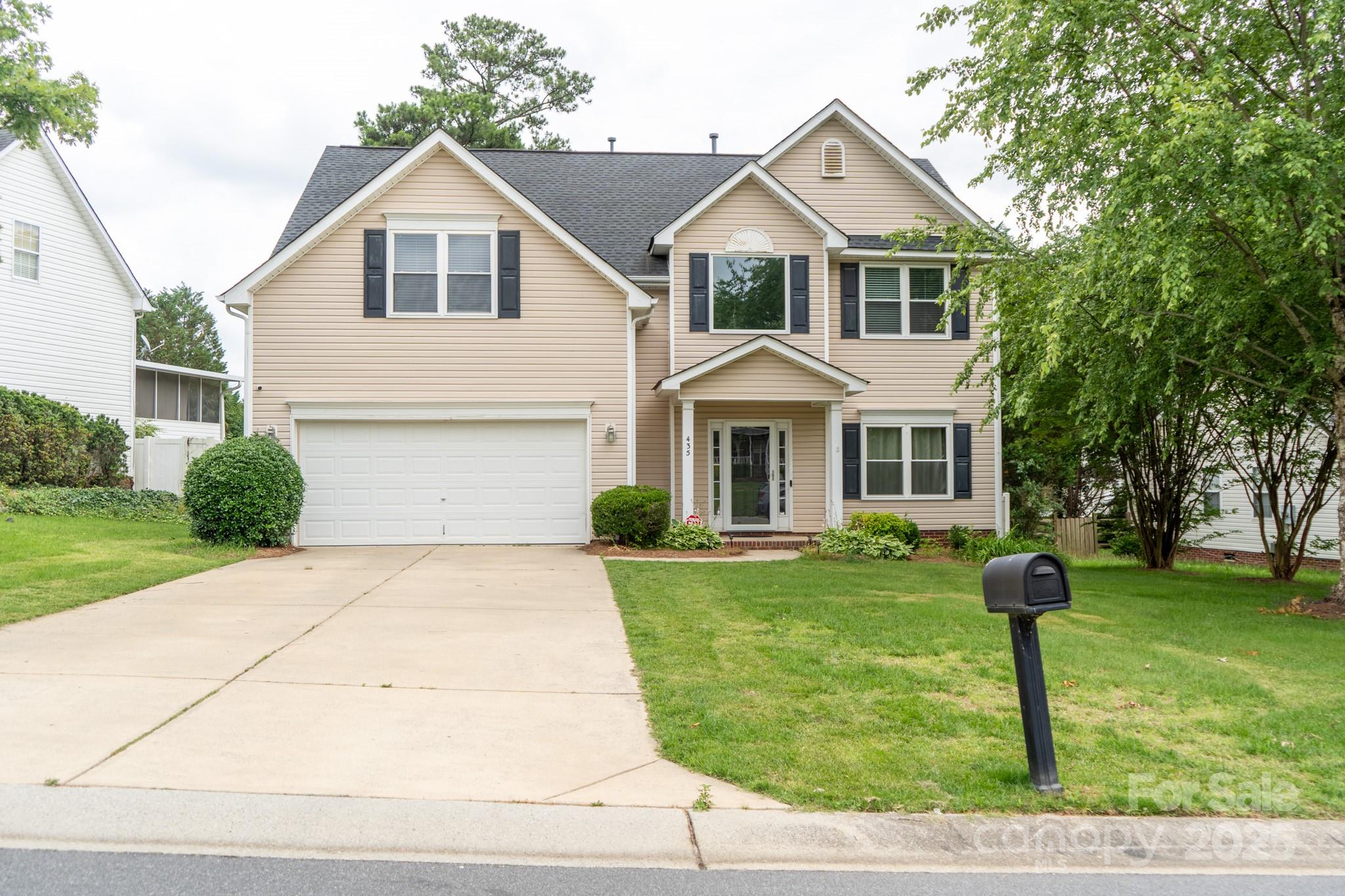 435 Riverwalk Drive Property Photo 1