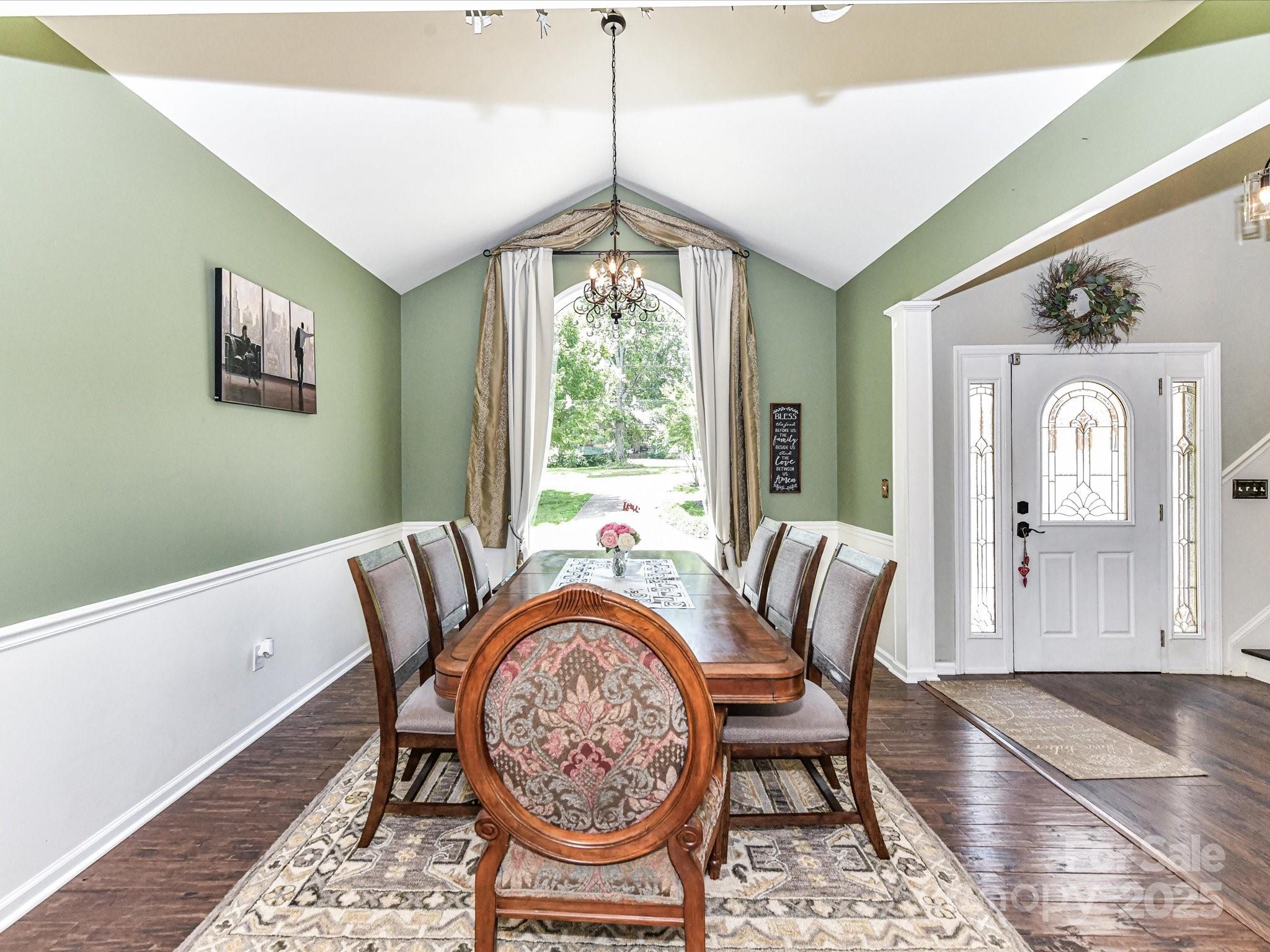 2325 Perry Road Property Photo 9