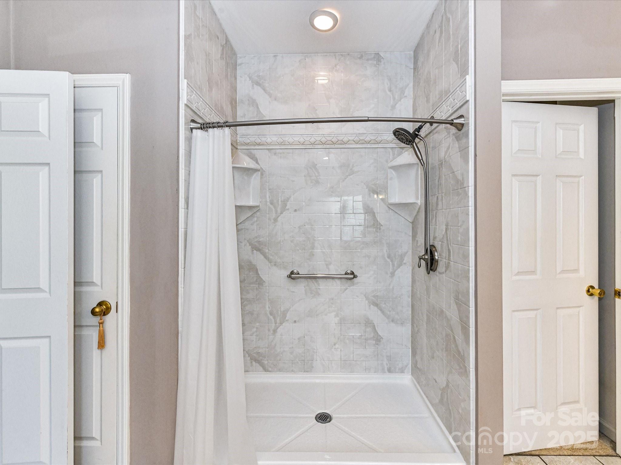 2325 Perry Road Property Photo 24