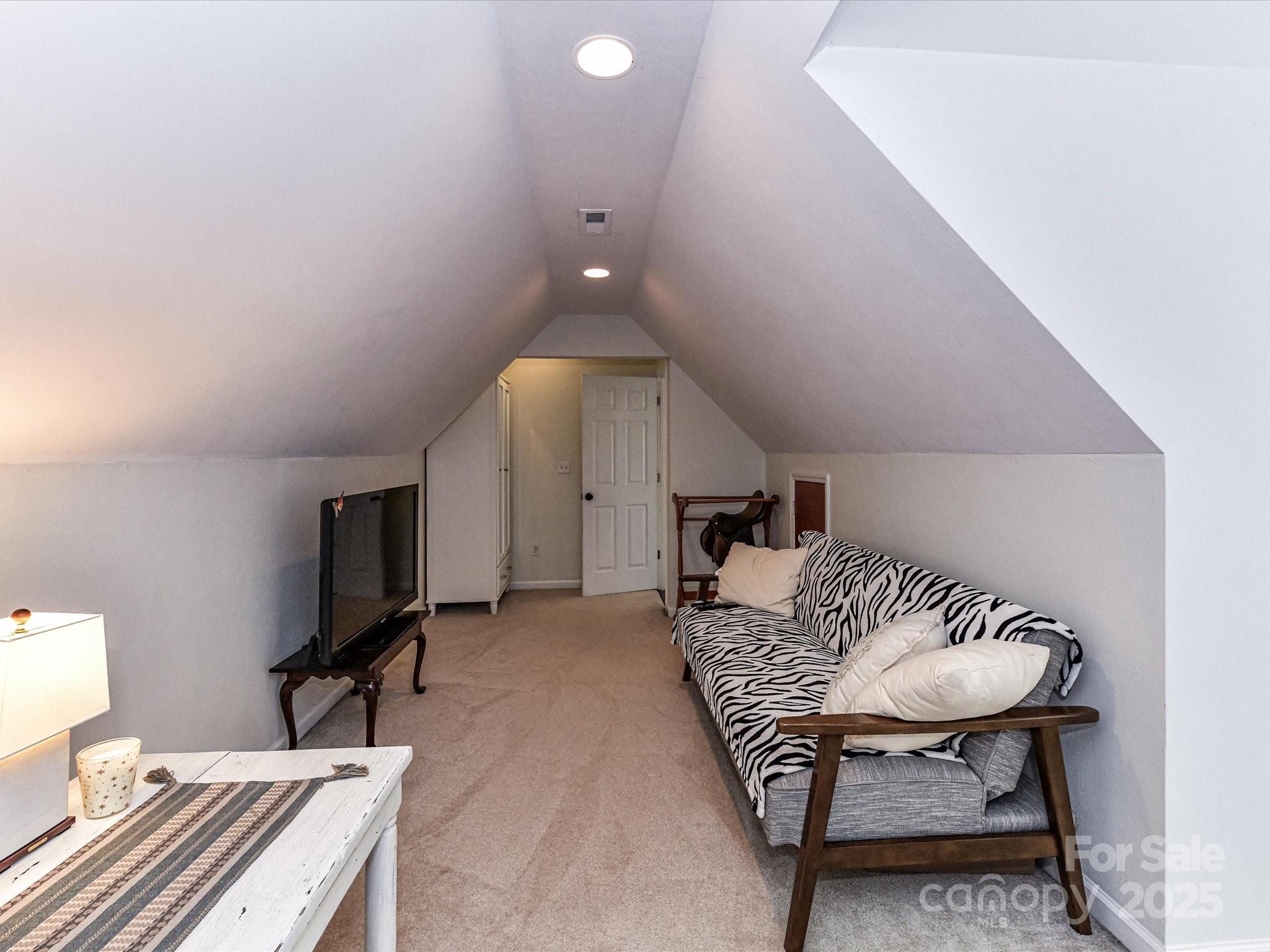 2325 Perry Road Property Photo 32