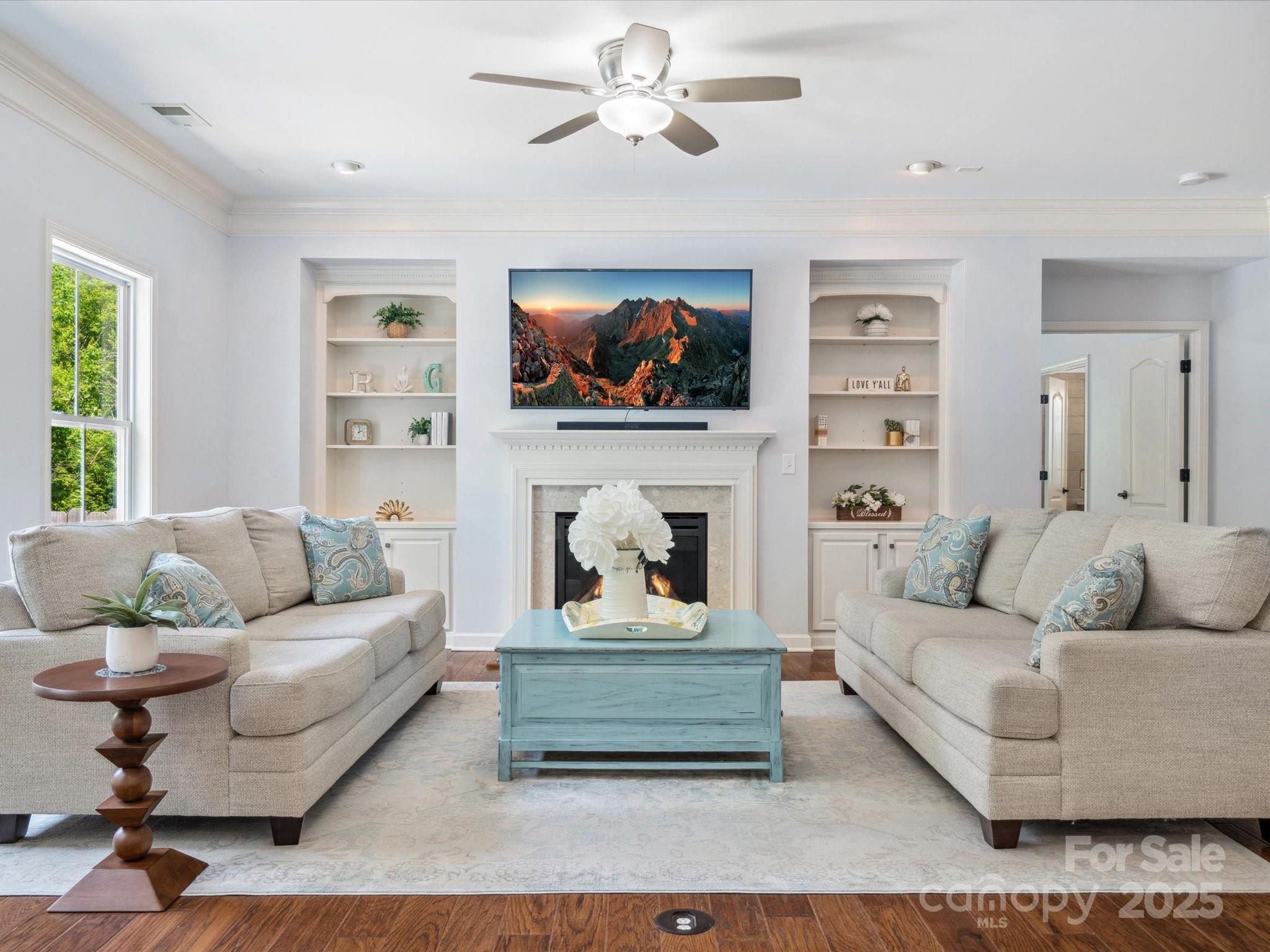5005 Hedgebrook Lane Property Photo 18