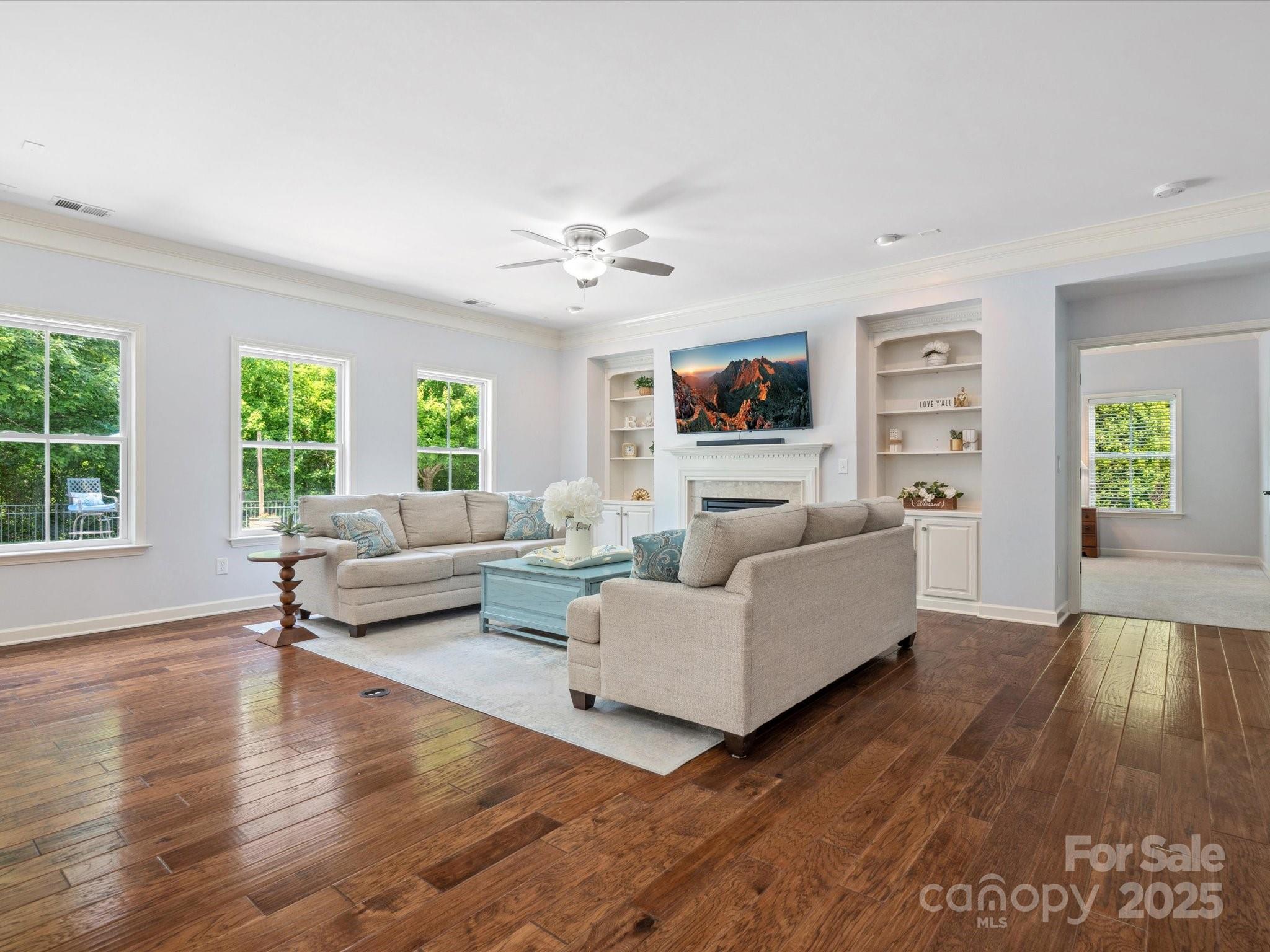 5005 Hedgebrook Lane Property Photo 19