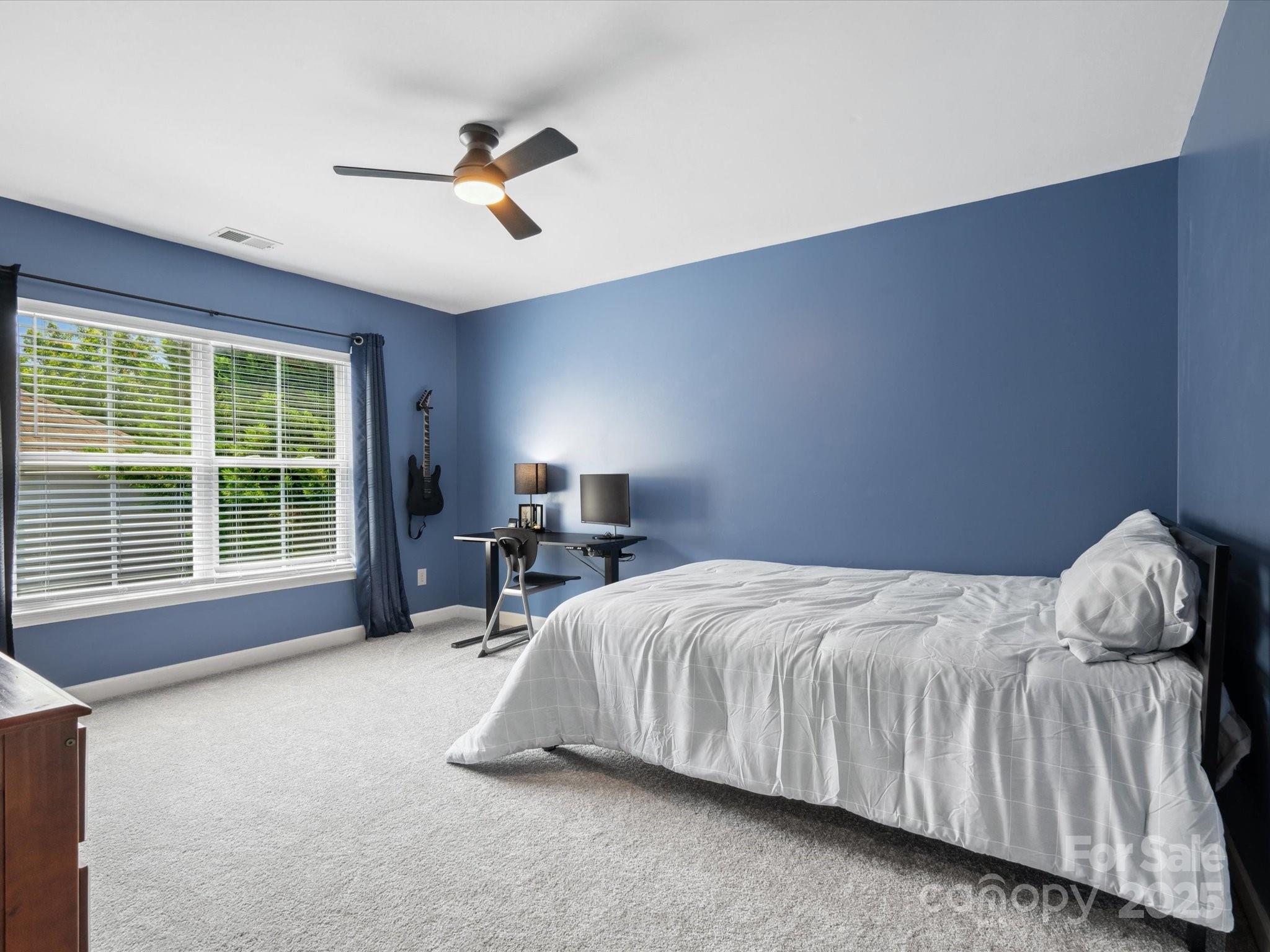 5005 Hedgebrook Lane Property Photo 29