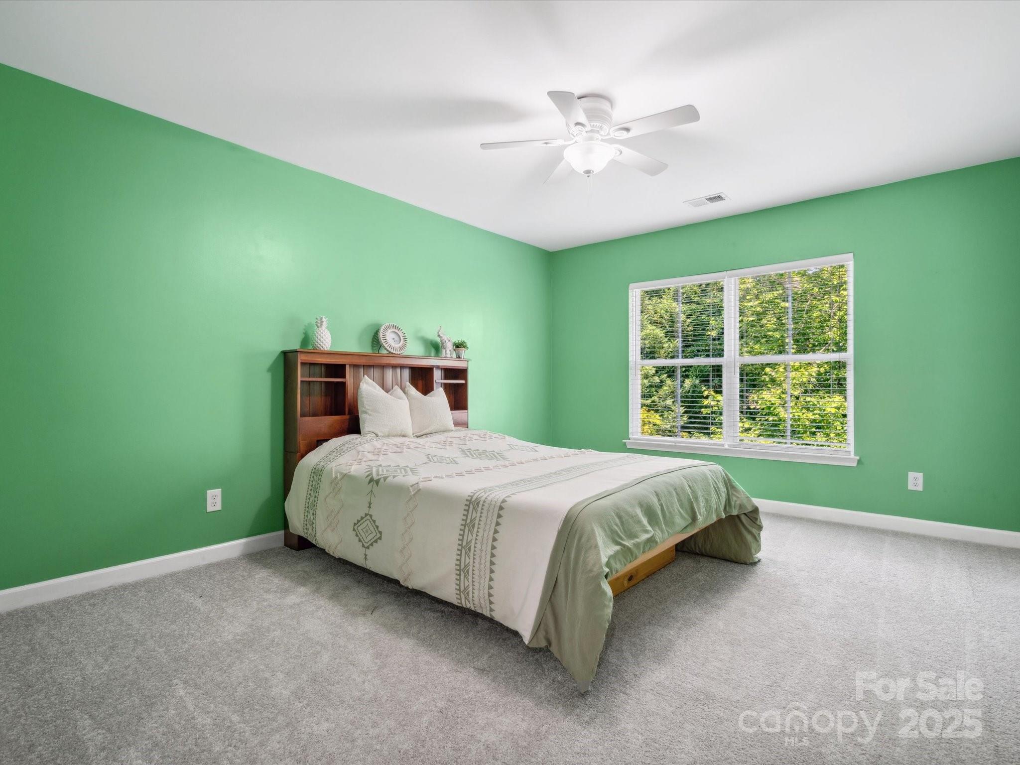 5005 Hedgebrook Lane Property Photo 32