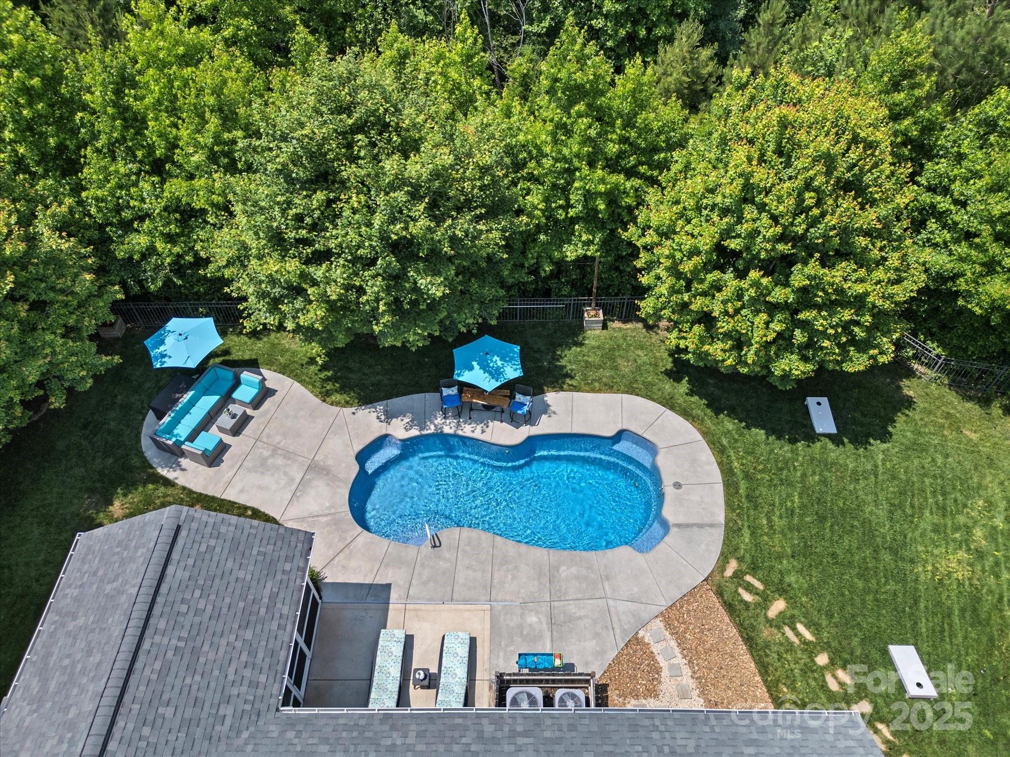 5005 Hedgebrook Lane Property Photo 42