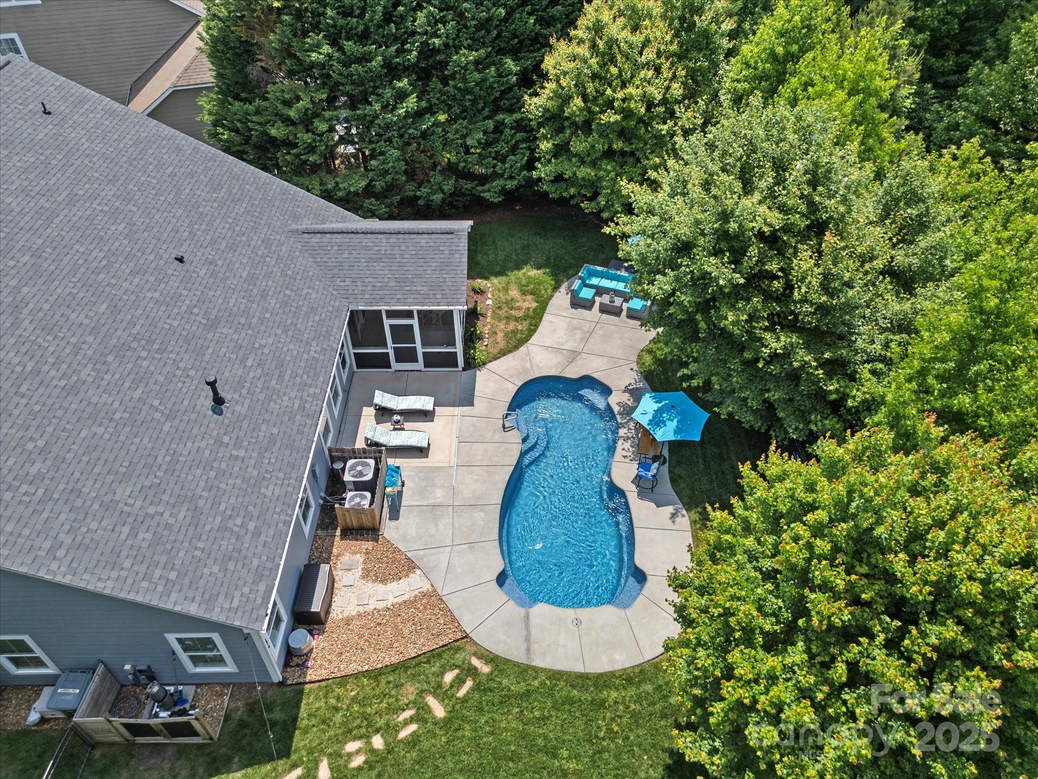 5005 Hedgebrook Lane Property Photo 44