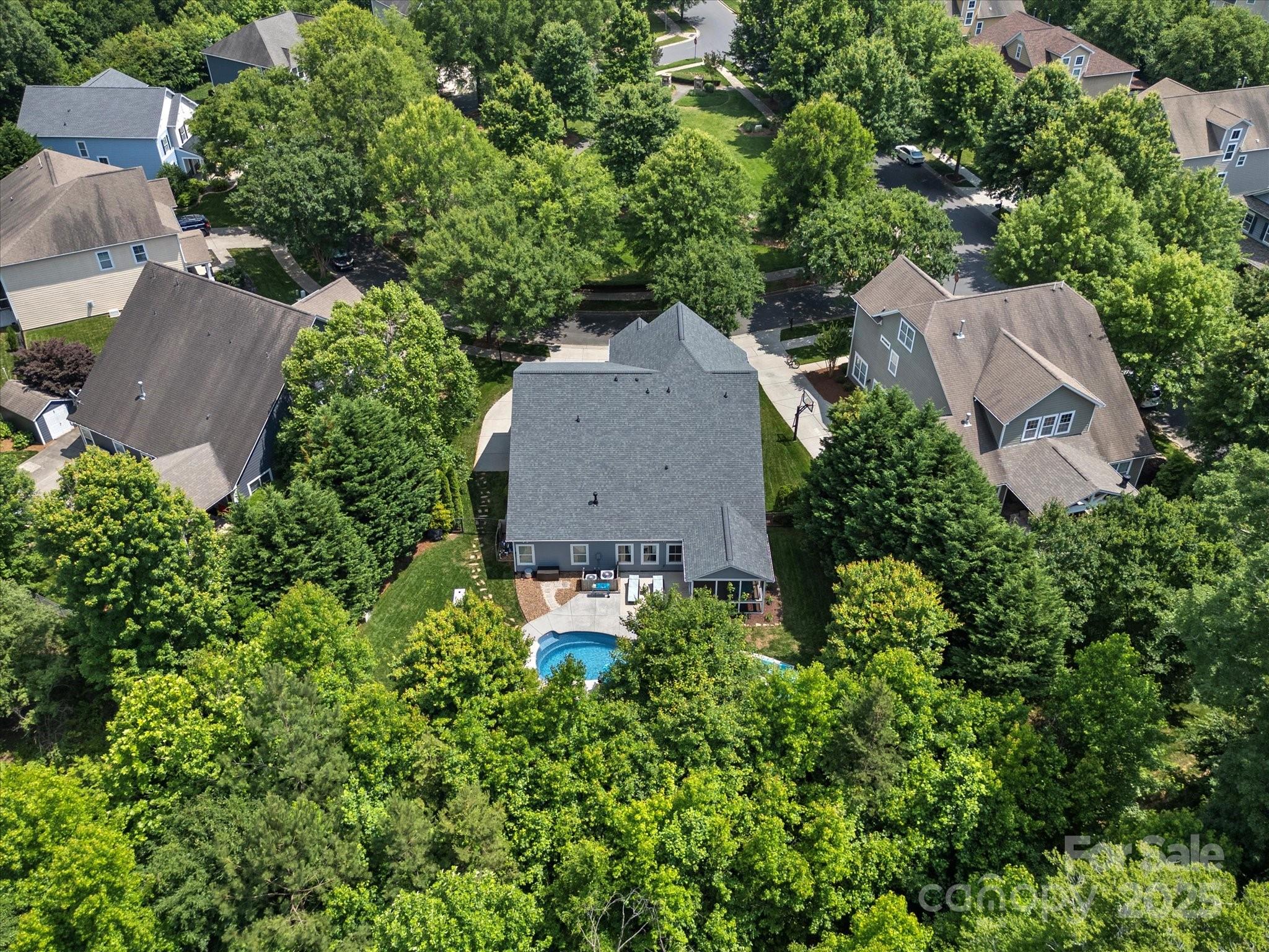 5005 Hedgebrook Lane Property Photo 45