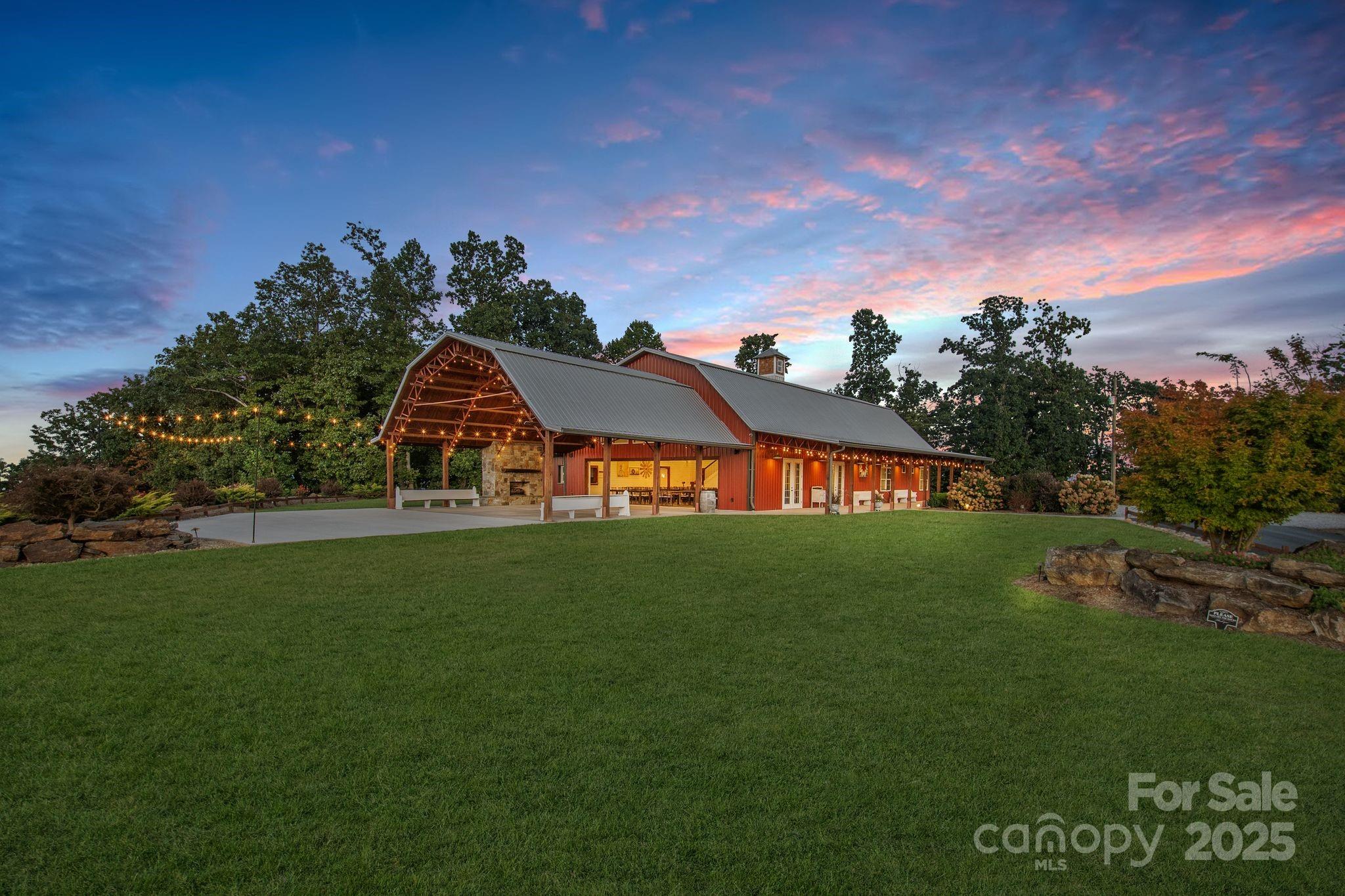 6572 Burkemont Road Property Photo 5