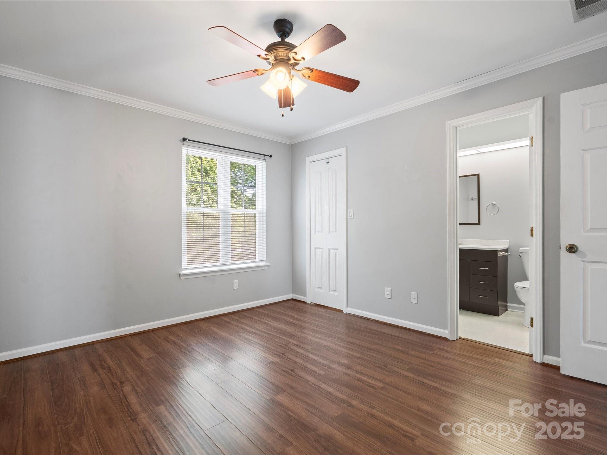 9404 S Vicksburg Park Court Property Photo 14