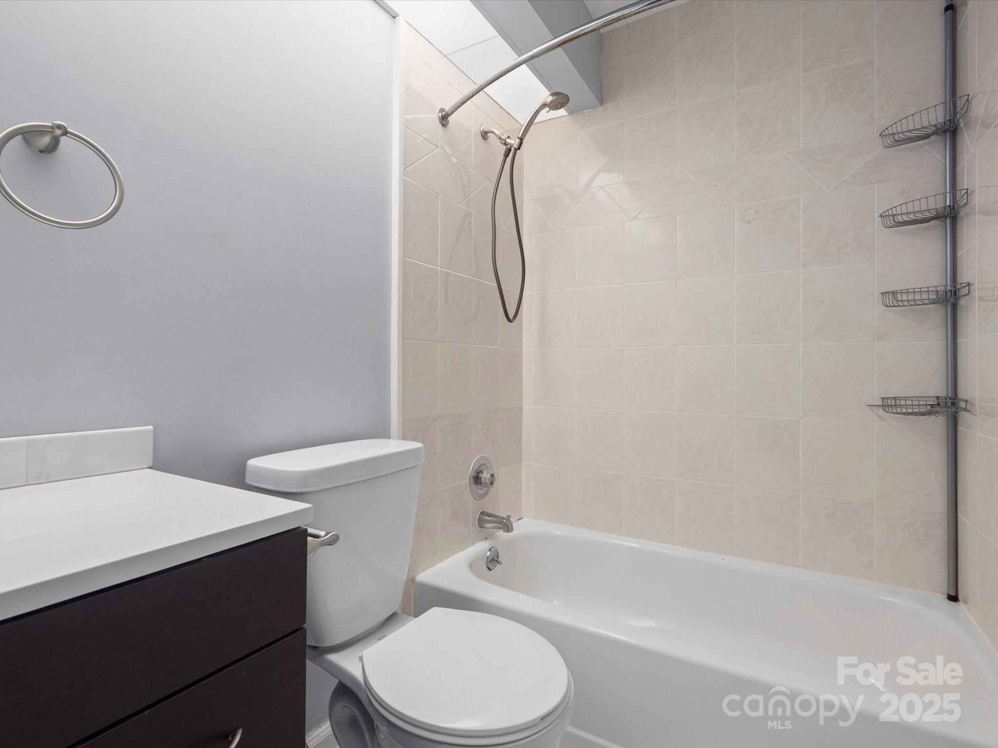 9404 S Vicksburg Park Court Property Photo 19