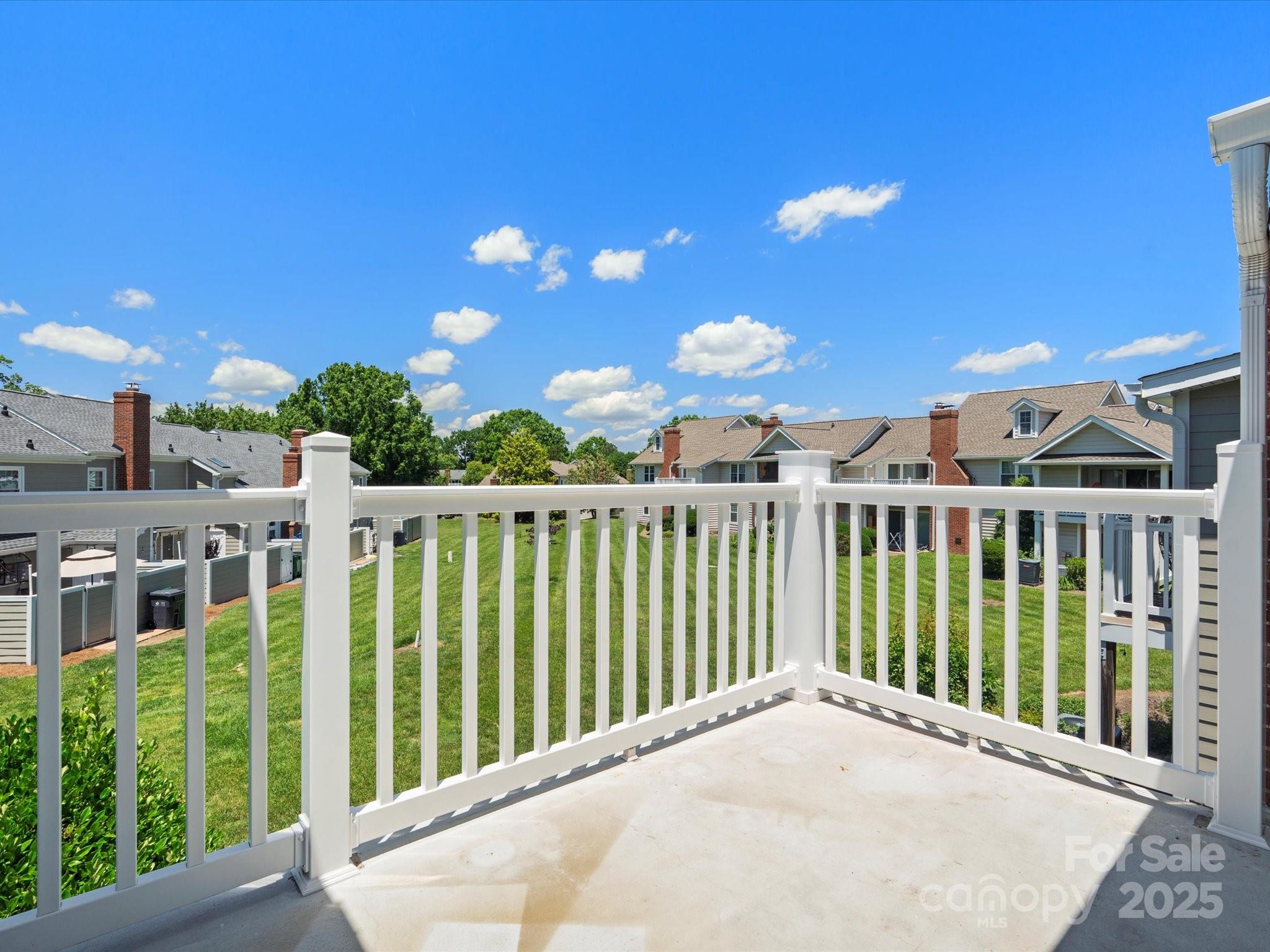9404 S Vicksburg Park Court Property Photo 25