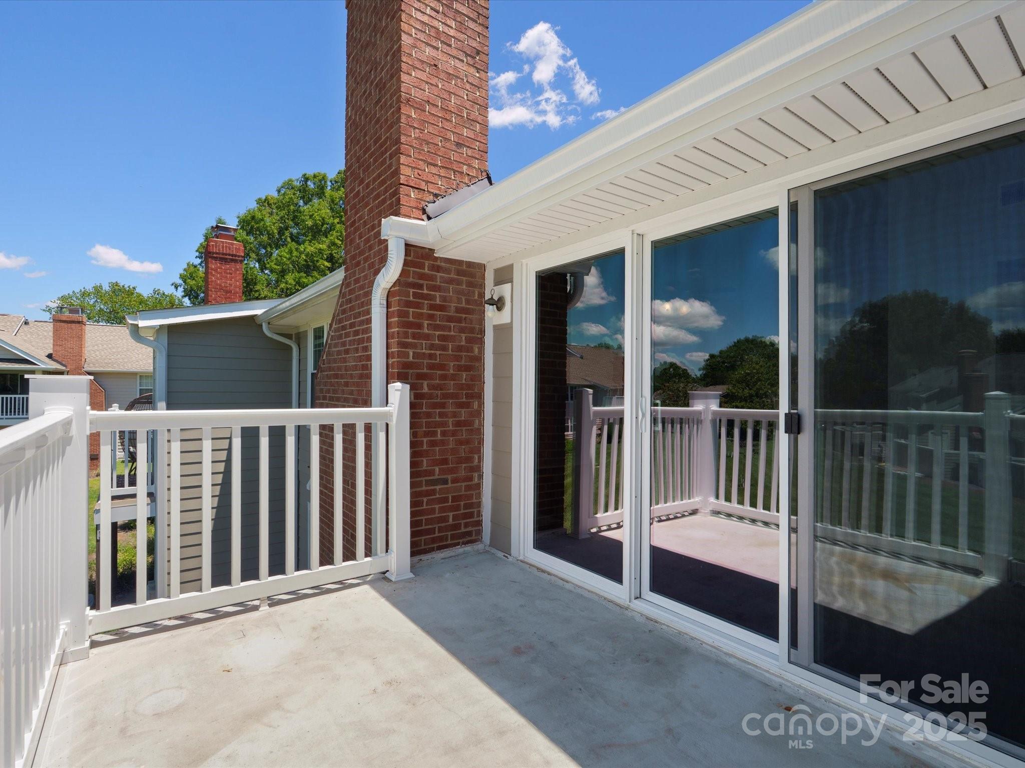 9404 S Vicksburg Park Court Property Photo 26