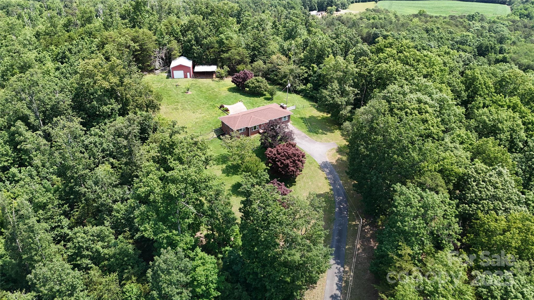 3151 Lynn Mountain Road Property Photo 1