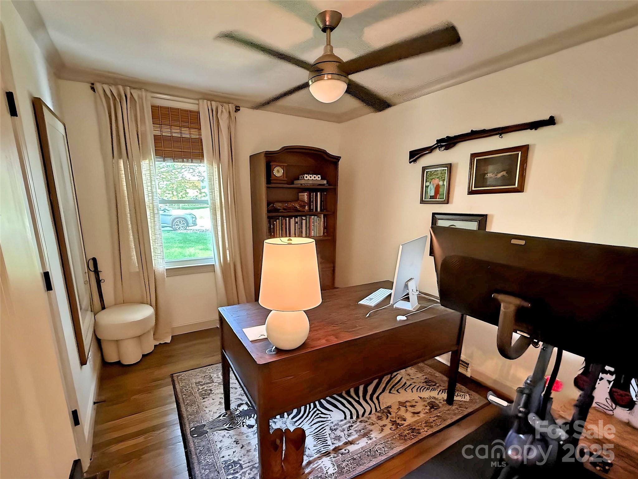 5033 Baylor Drive Property Photo 7