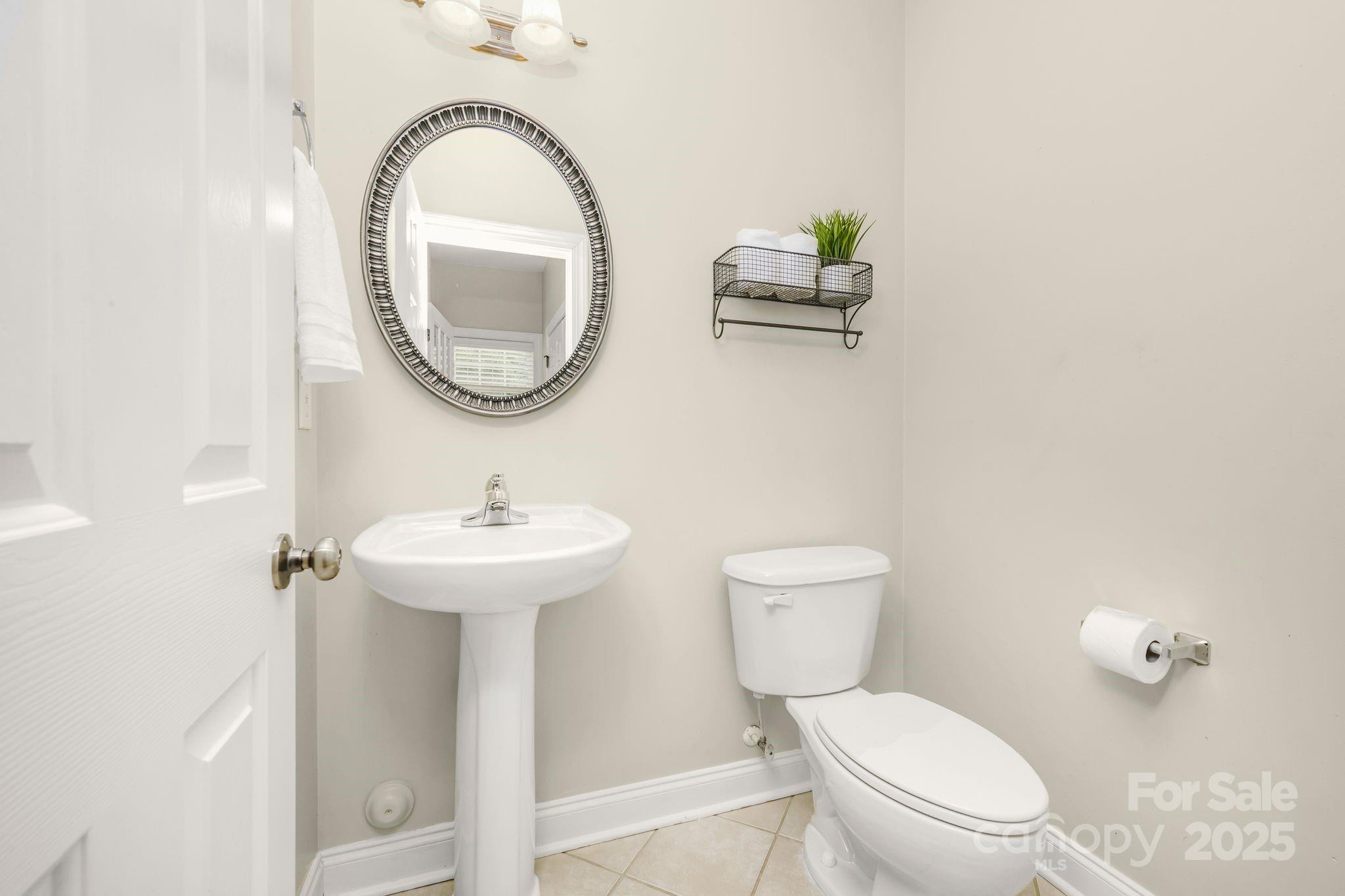 7255 Orchard Path Drive Property Photo 13