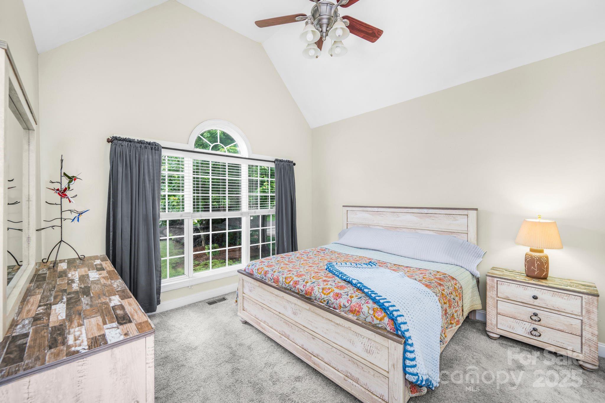 7255 Orchard Path Drive Property Photo 14