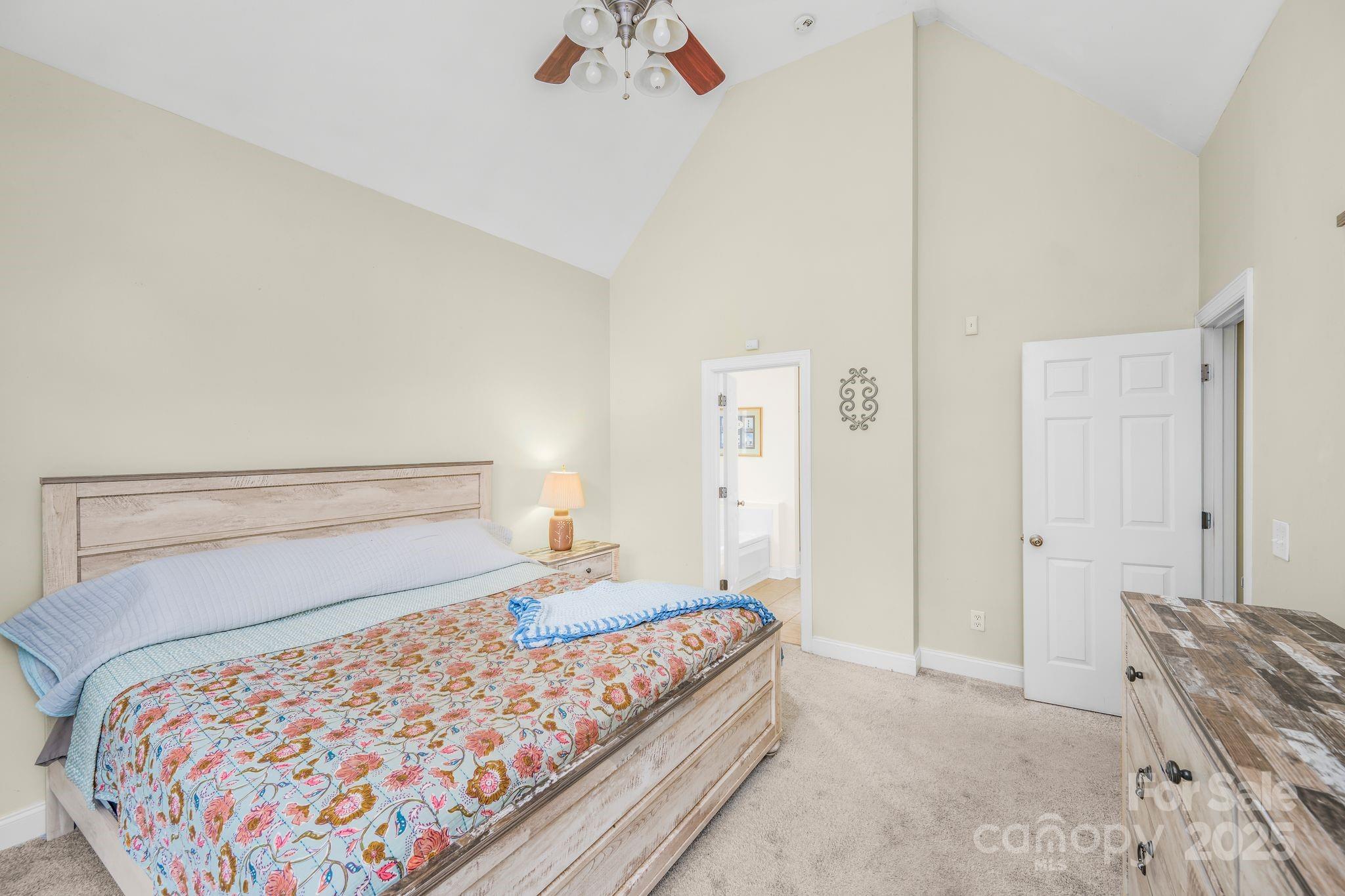 7255 Orchard Path Drive Property Photo 15