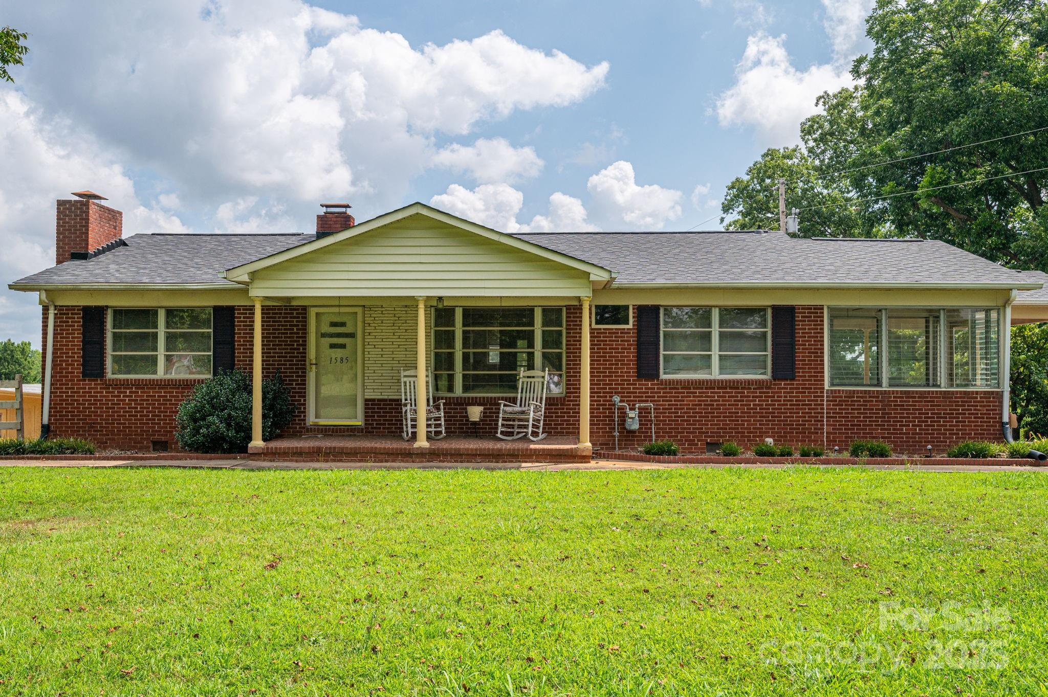 1585 Salem Church Road Property Photo 1