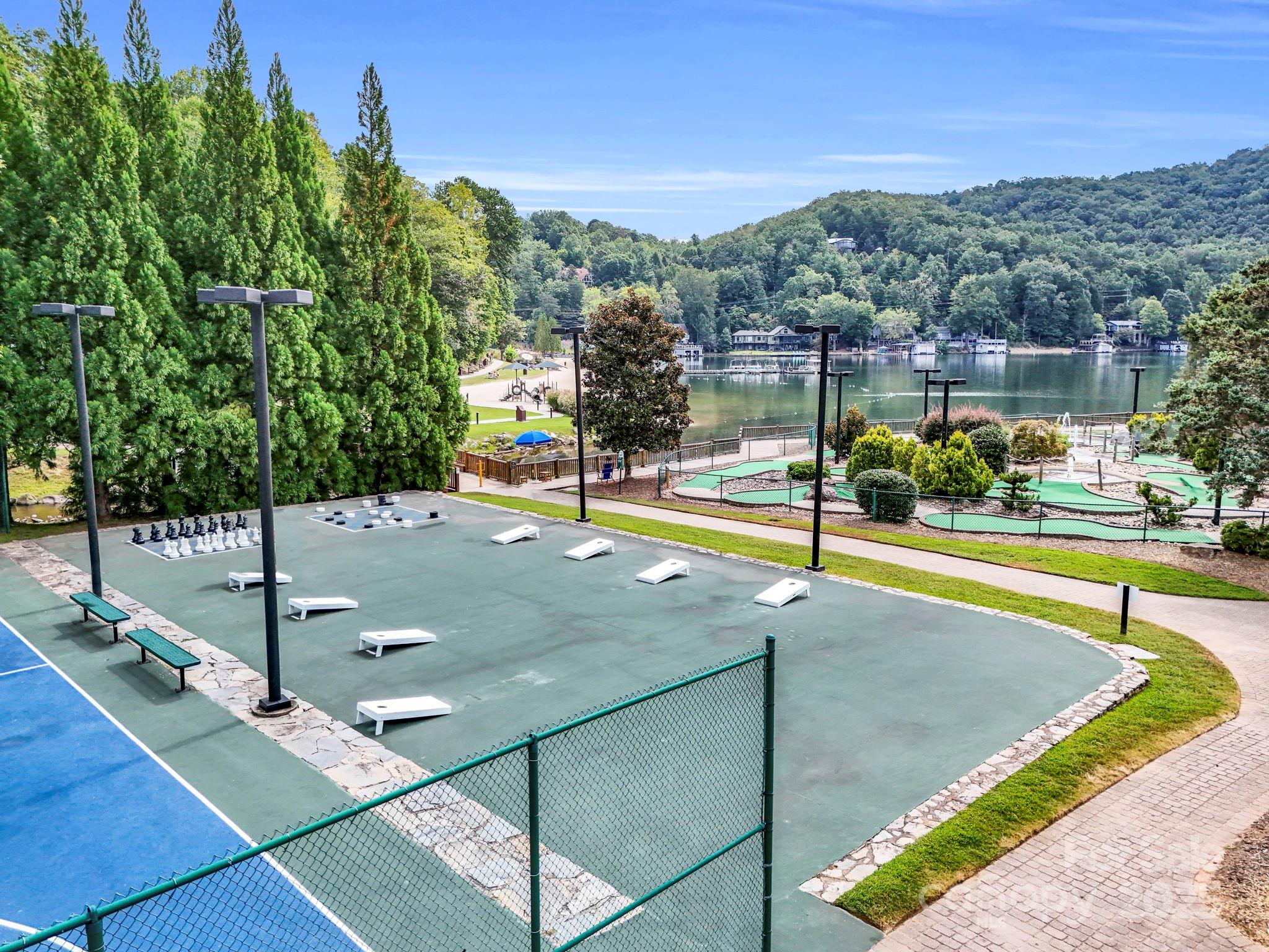 176 High Road Court Property Photo 18